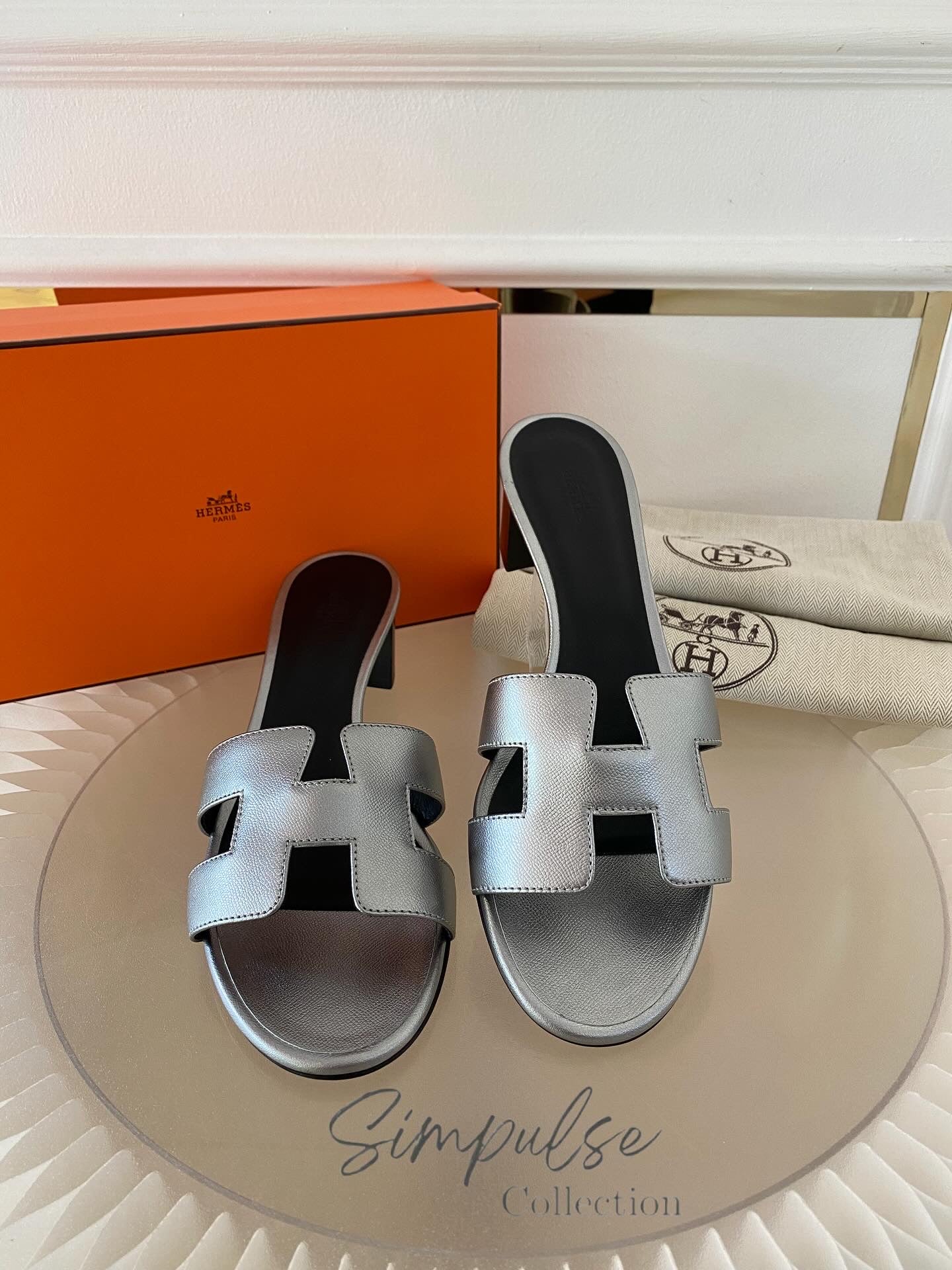 Hermes Oasis Metallic Silver