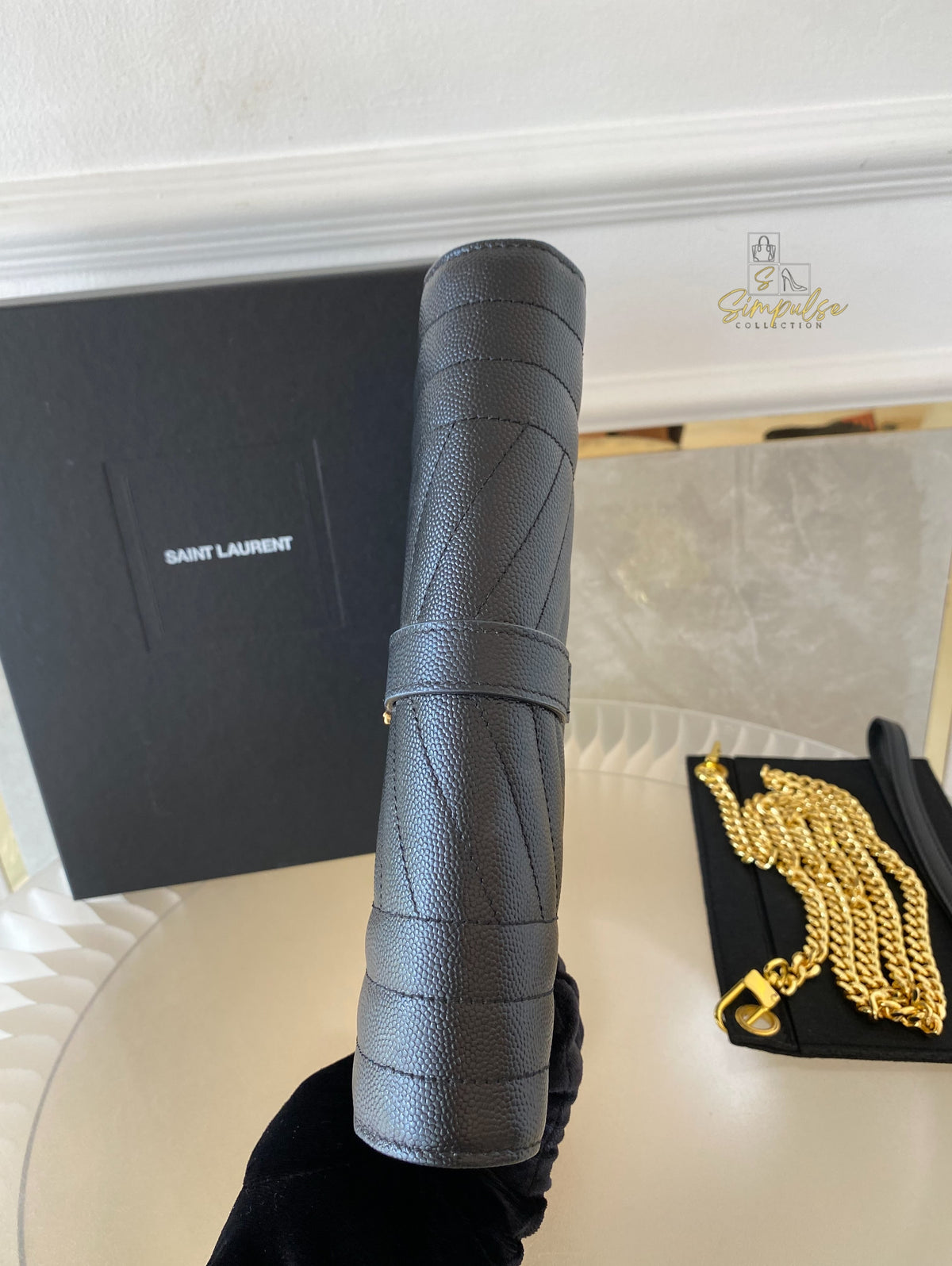 YSL ENVELOPE FLAP WRISTLET