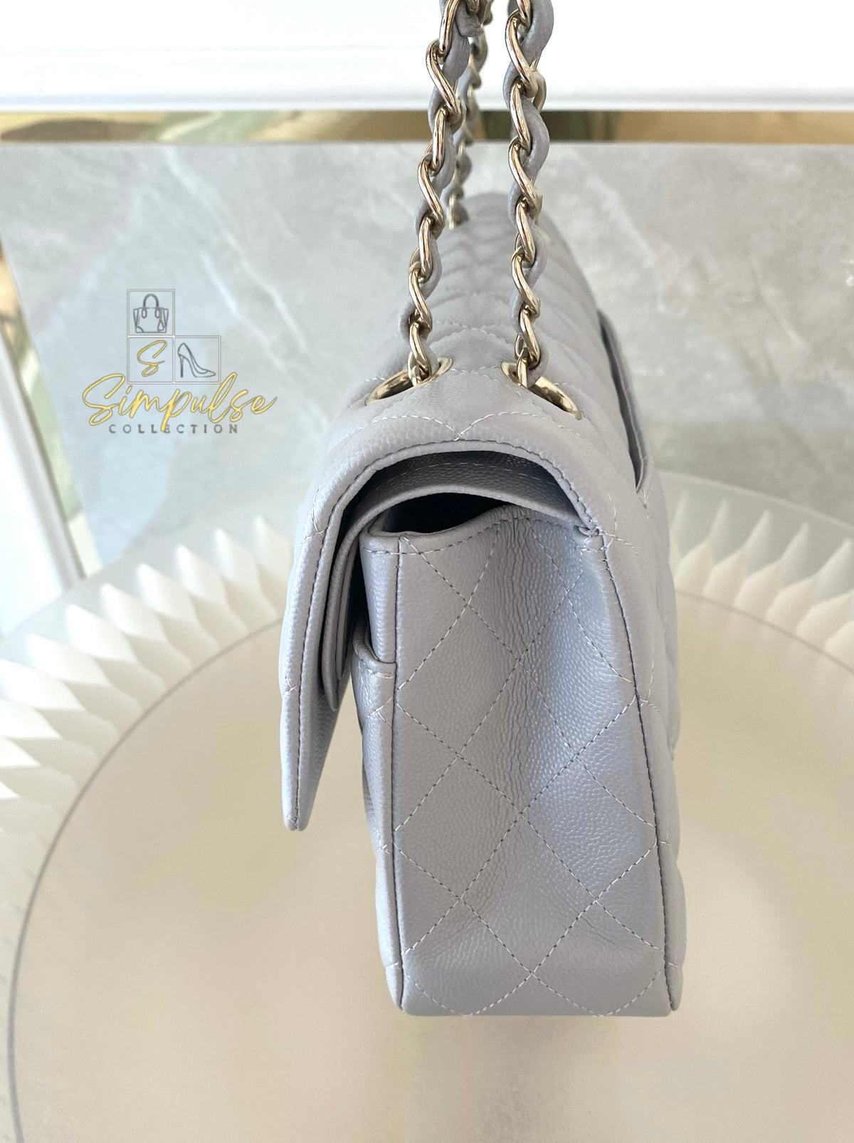 CHANEL CLASSIC MEDIUM DOUBLE FLAP DOVE GRAY