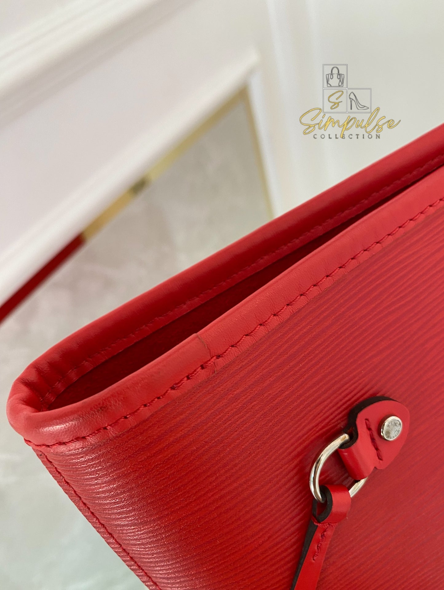Louis Vuitton Epi Leather Neverfull Tote Bag