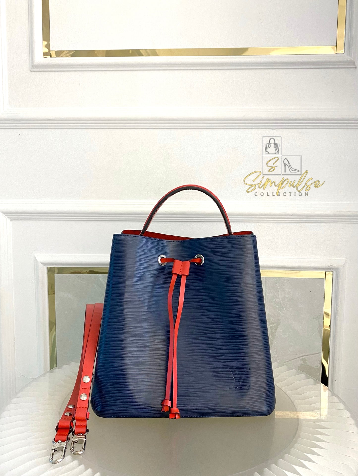 Louis Vuitton Neonoe Bucket Bag