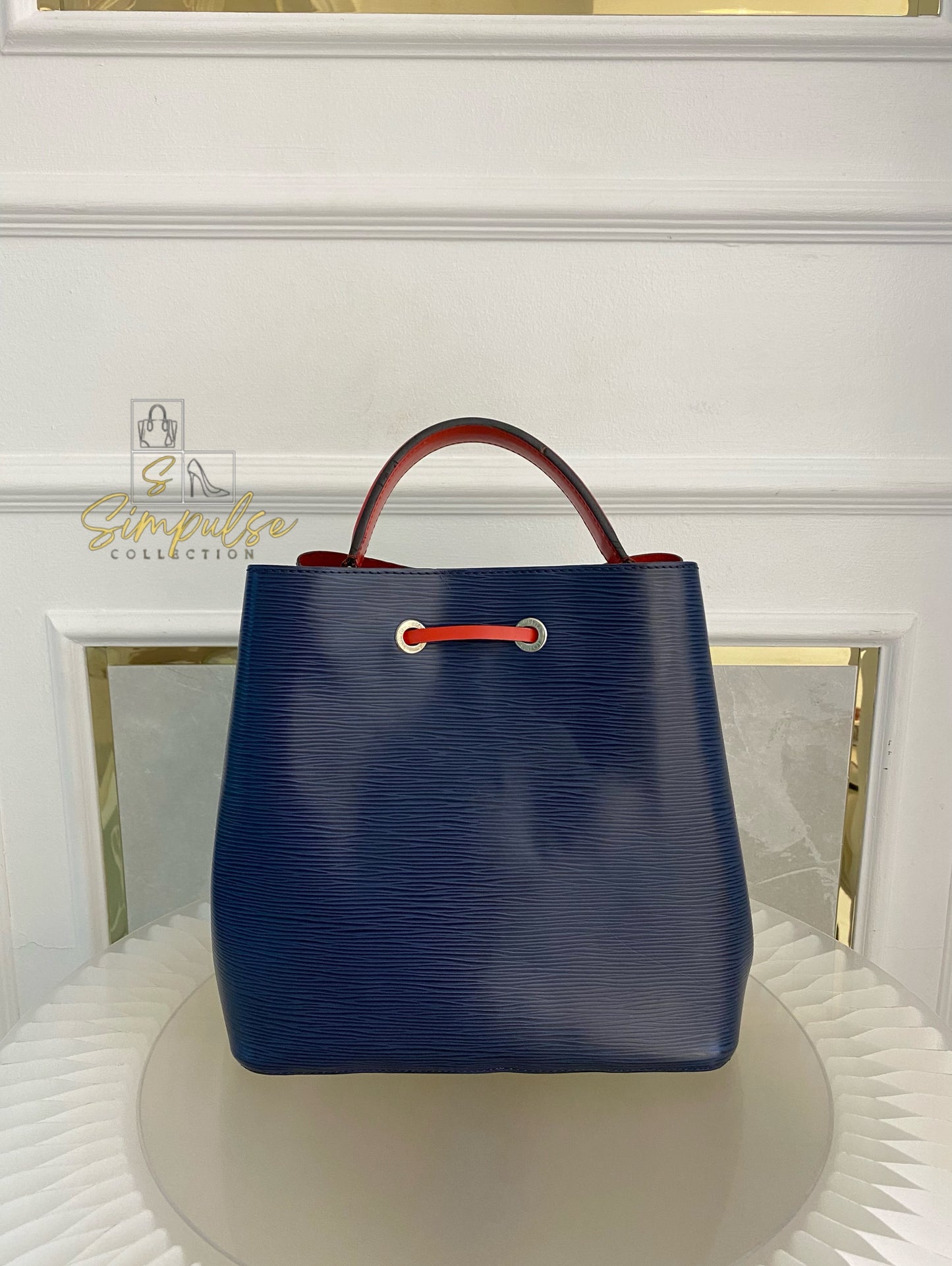 Louis Vuitton Neonoe Bucket Bag