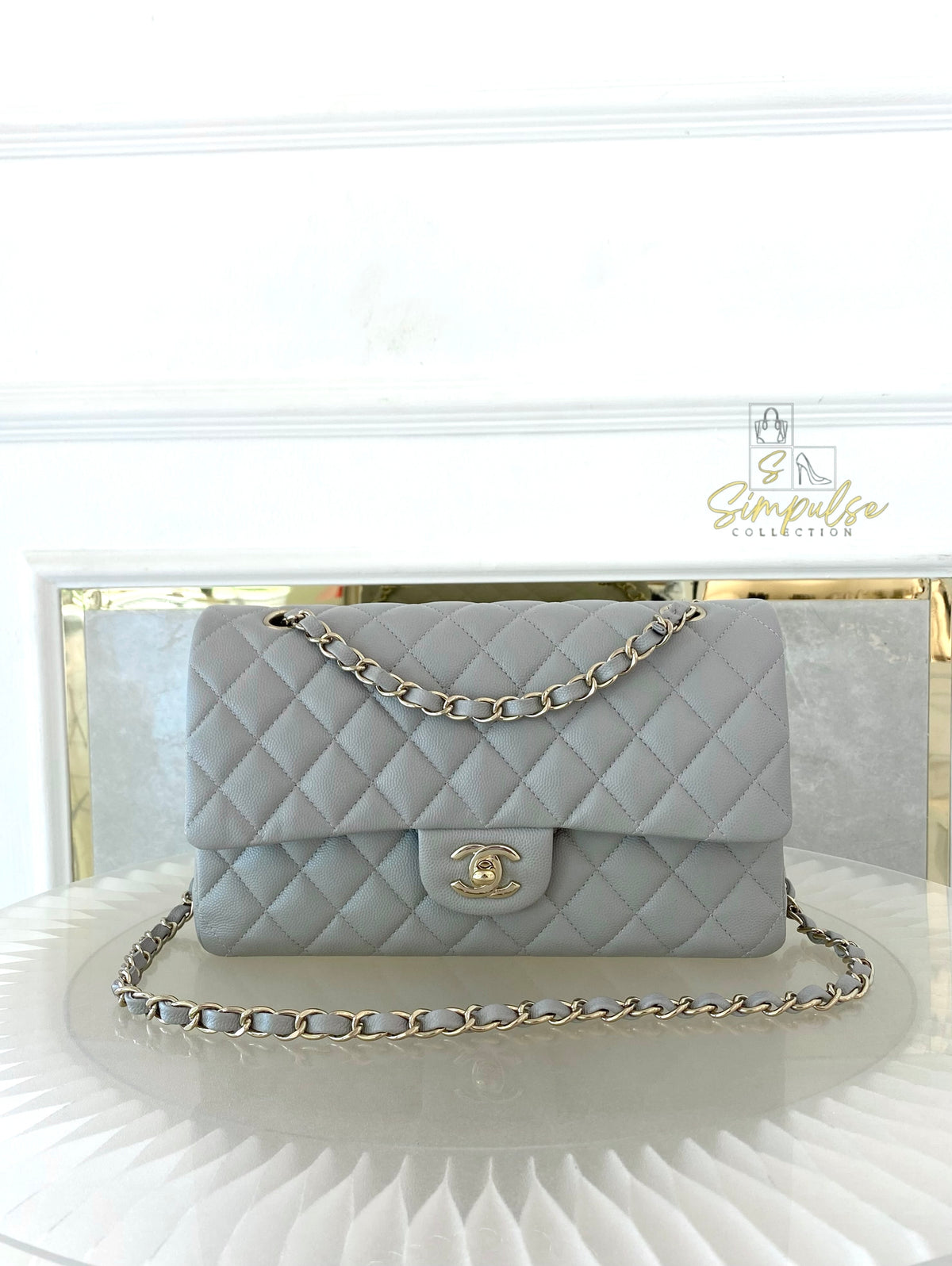 CHANEL CLASSIC MEDIUM DOUBLE FLAP DOVE GRAY