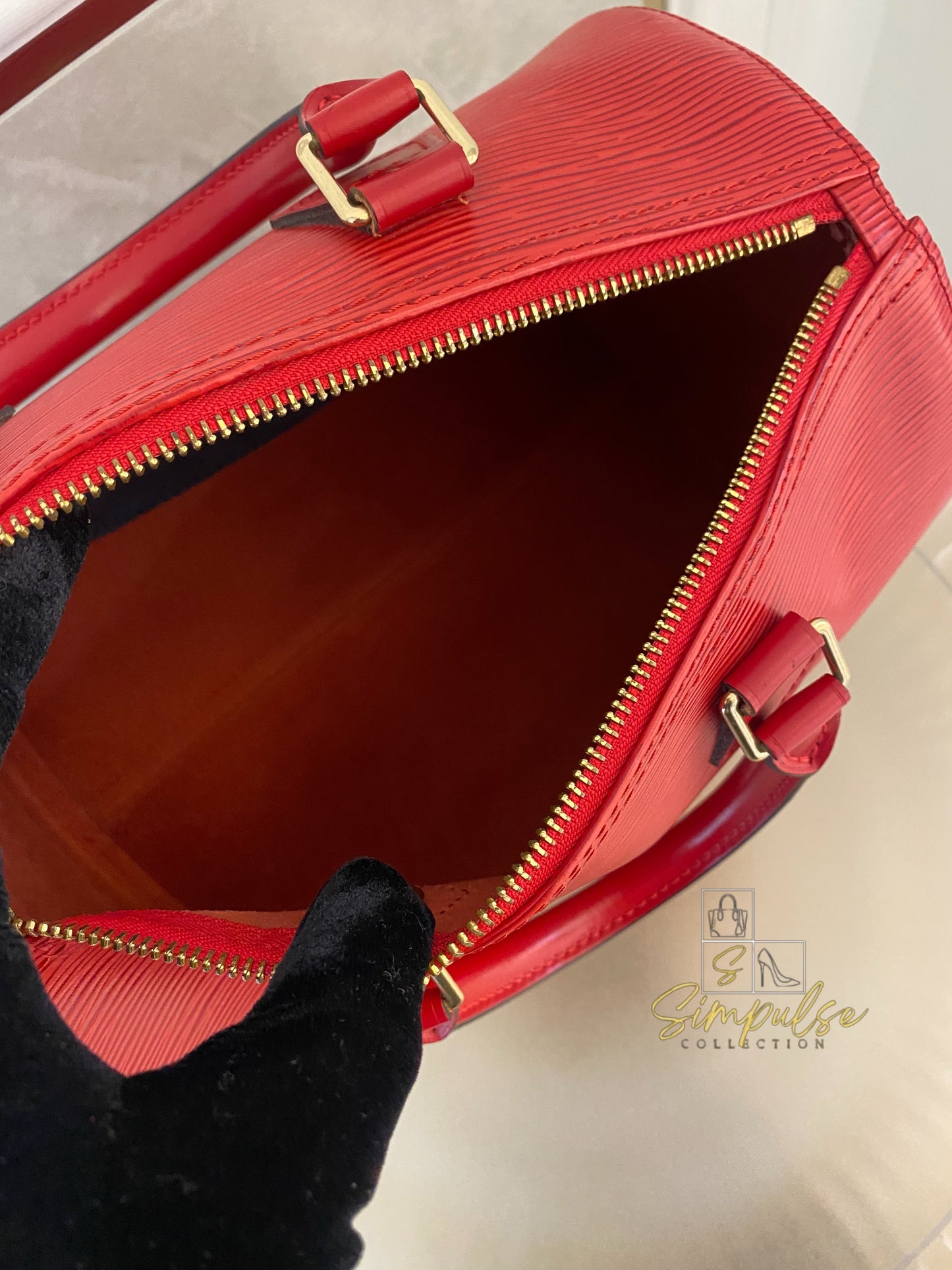 Louis Vuitton Epi Speedy 25 Red