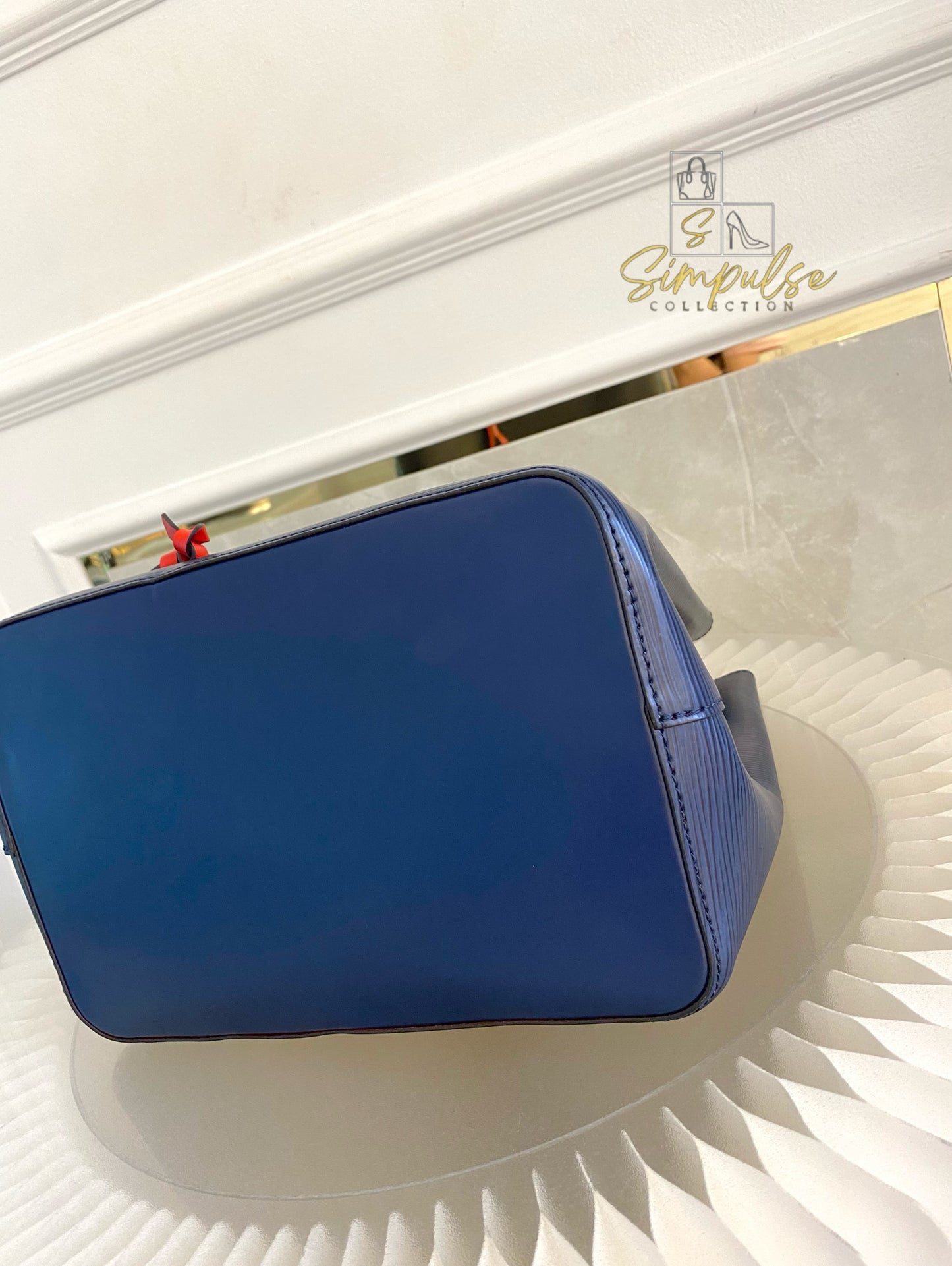 Louis Vuitton Neonoe Bucket Bag