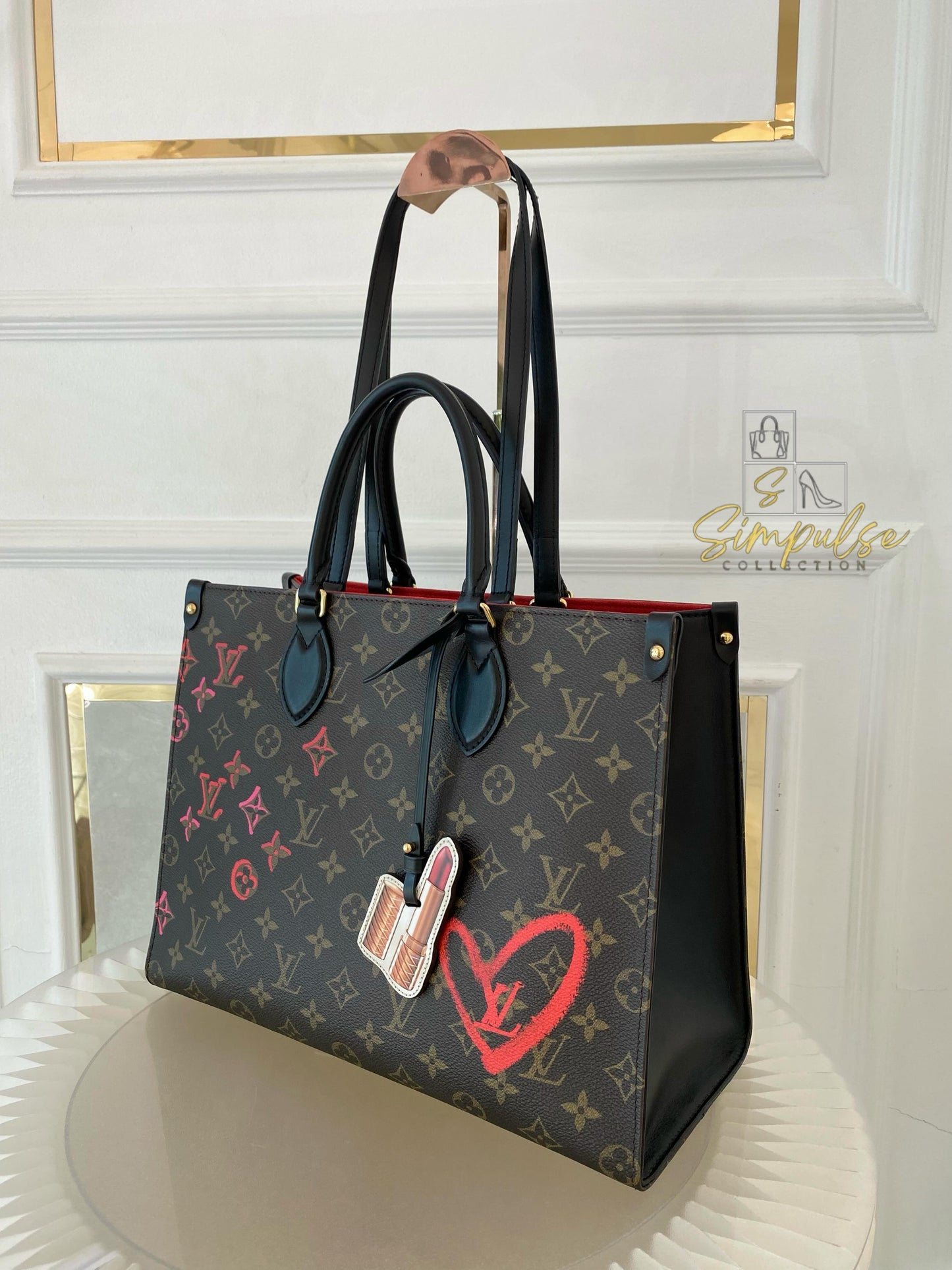 Louis Vuitton Love OnTheGo MM