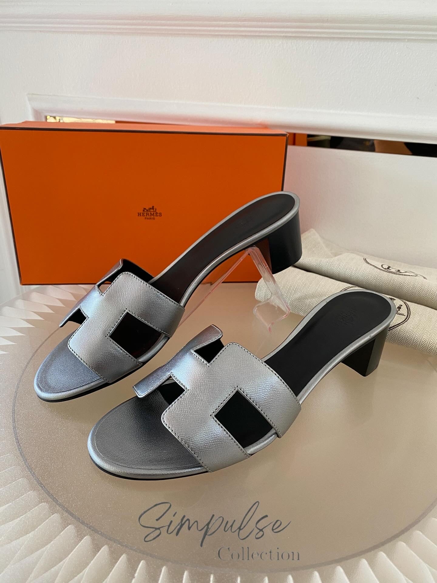Hermes Oasis Metallic Silver