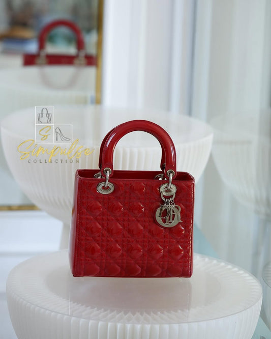 Lady D Medium Patent