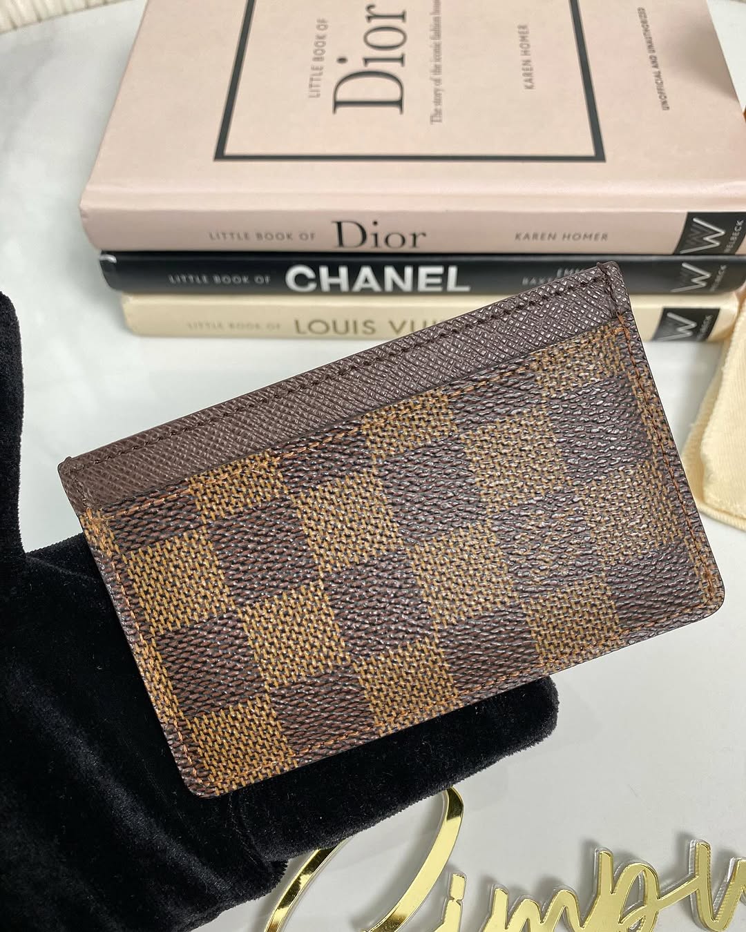 L V  Damier Ebene Cardholder