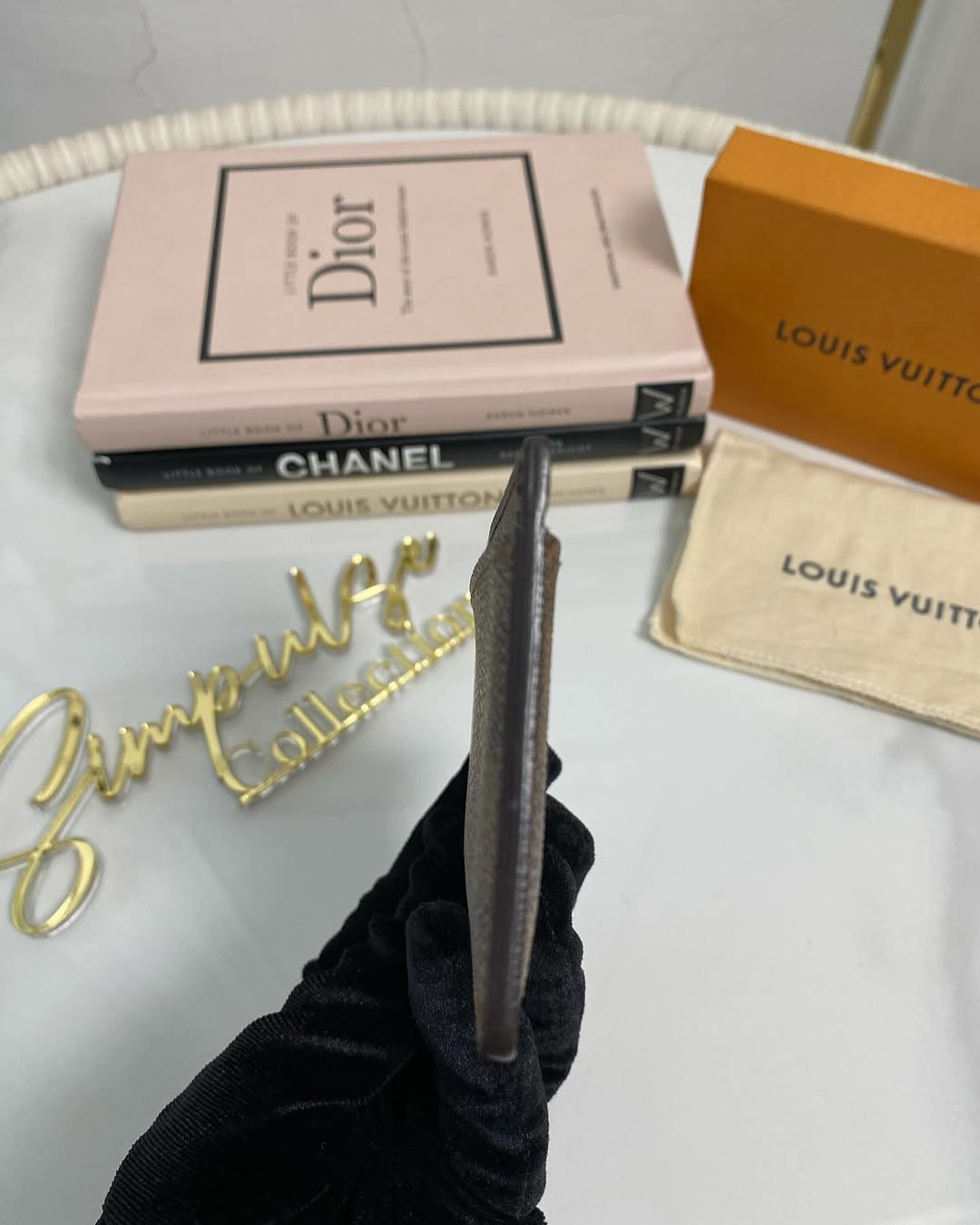 L V  Damier Ebene Cardholder