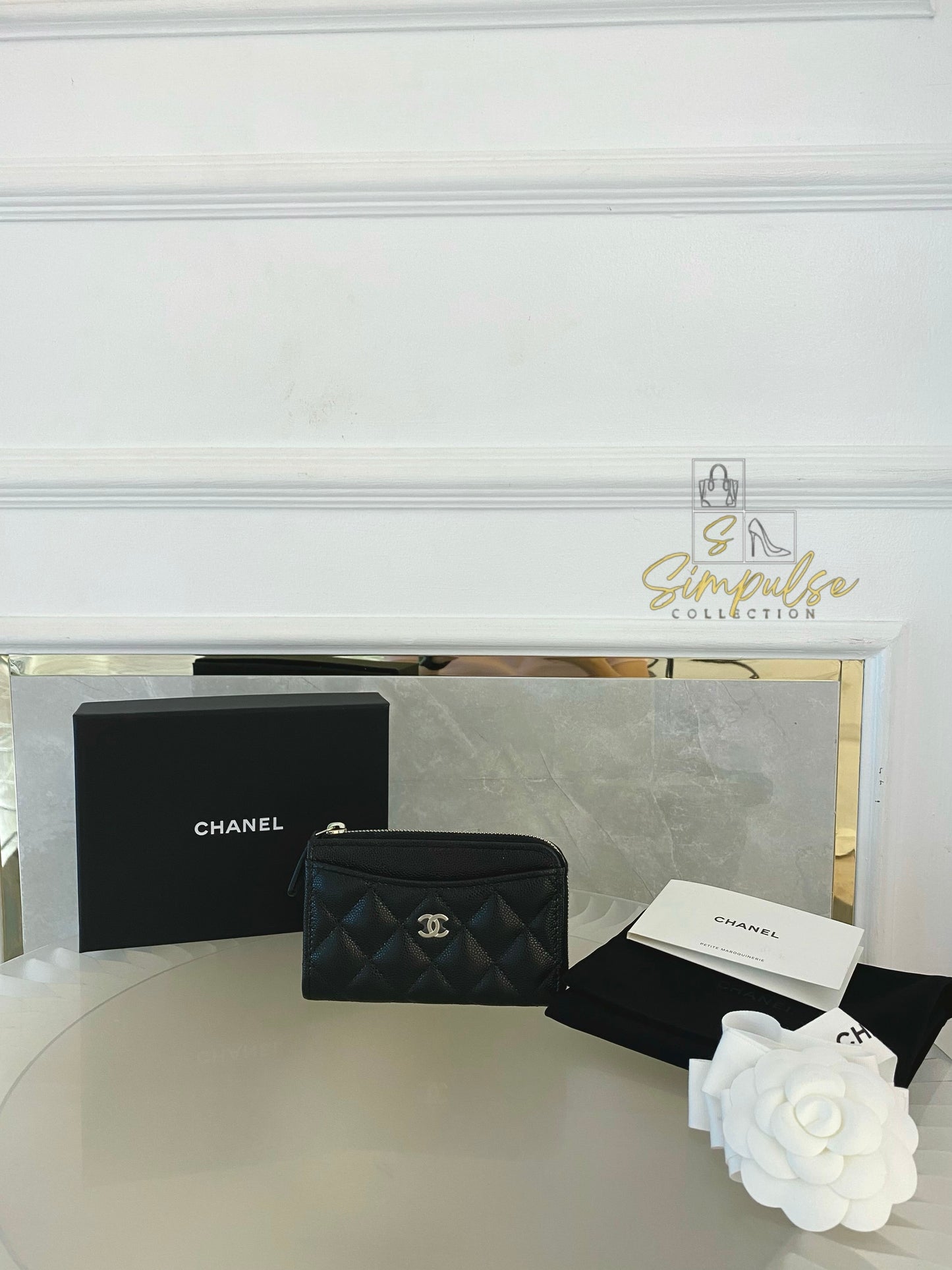 CHANEL CLASSIC ZIP CAVIAR CARD HOLDER BLACK