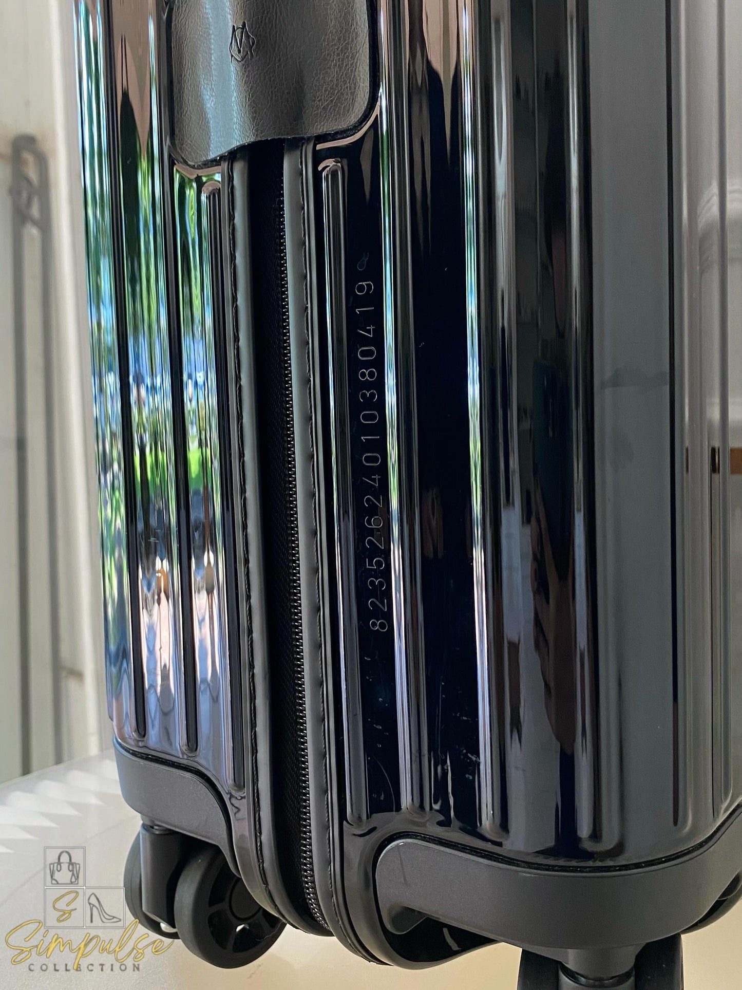 Rimowa Cabin Size Black
