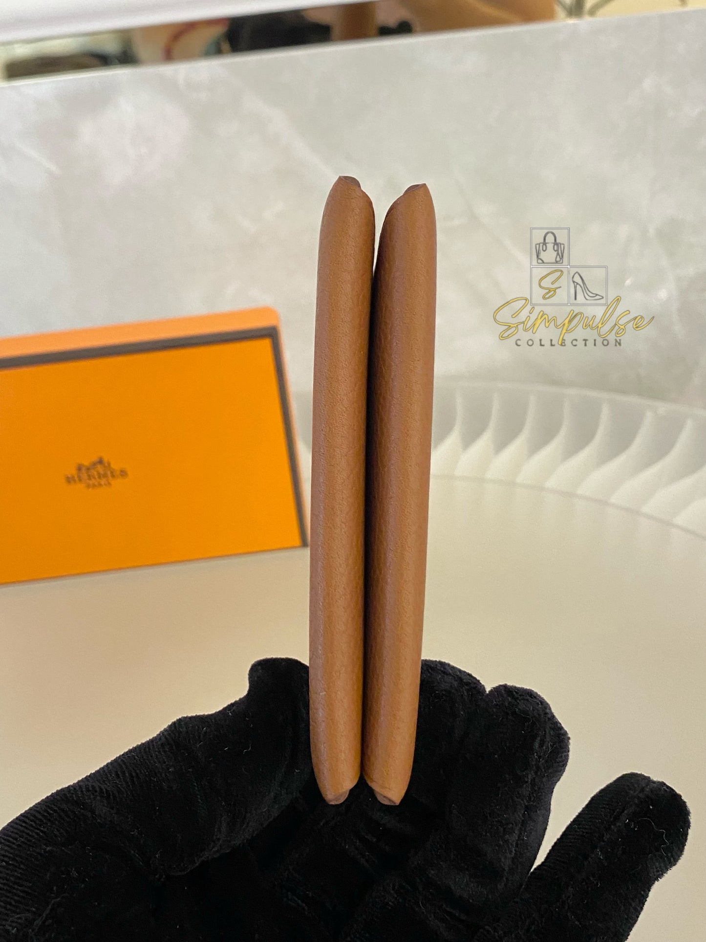 HERMES CALVI CARD HOLDER TAN