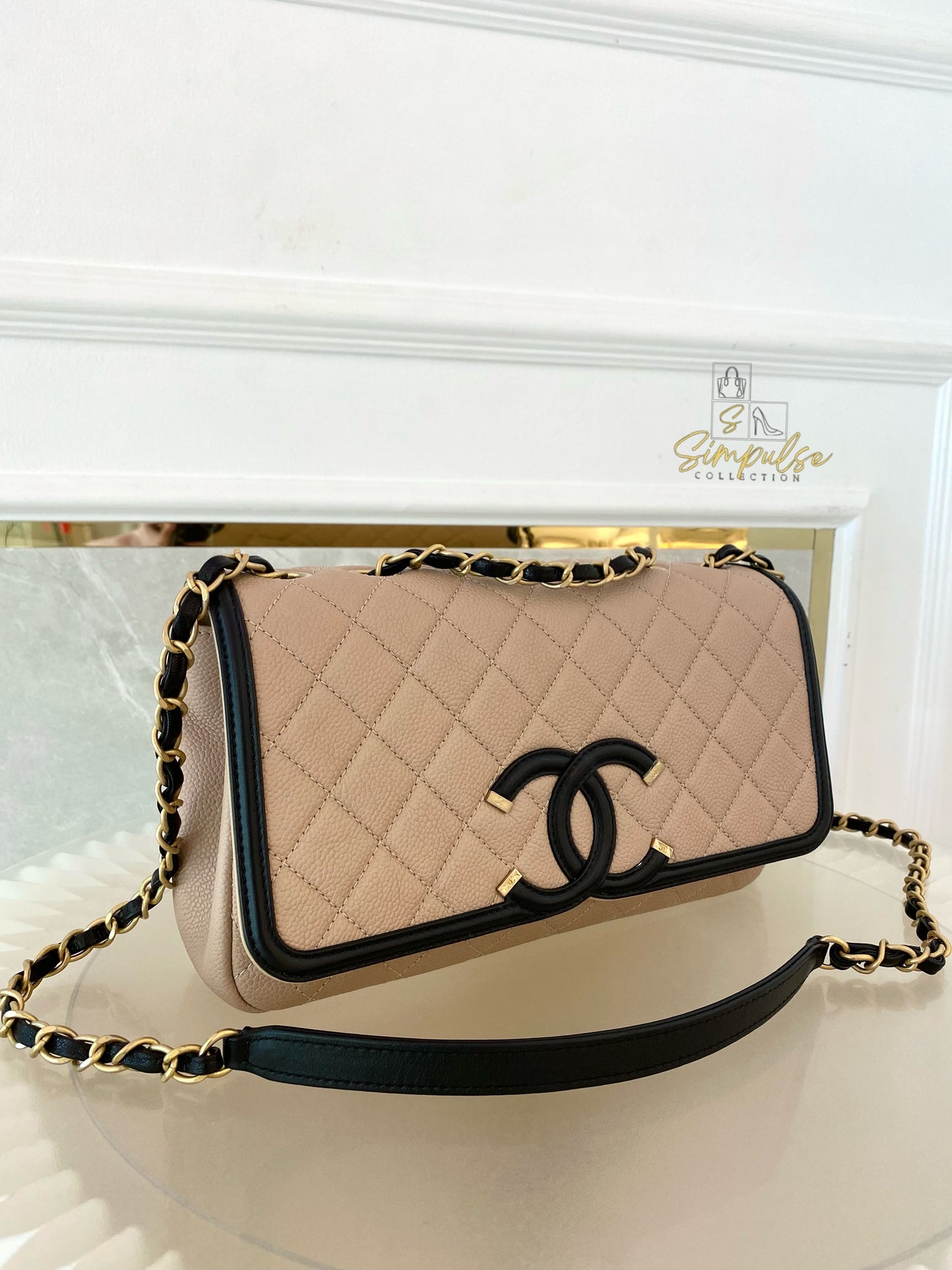 CHANEL BEIGE QUILTED CAVIAR & BLACK LAMBSKIN CC FILIGREE FLAP