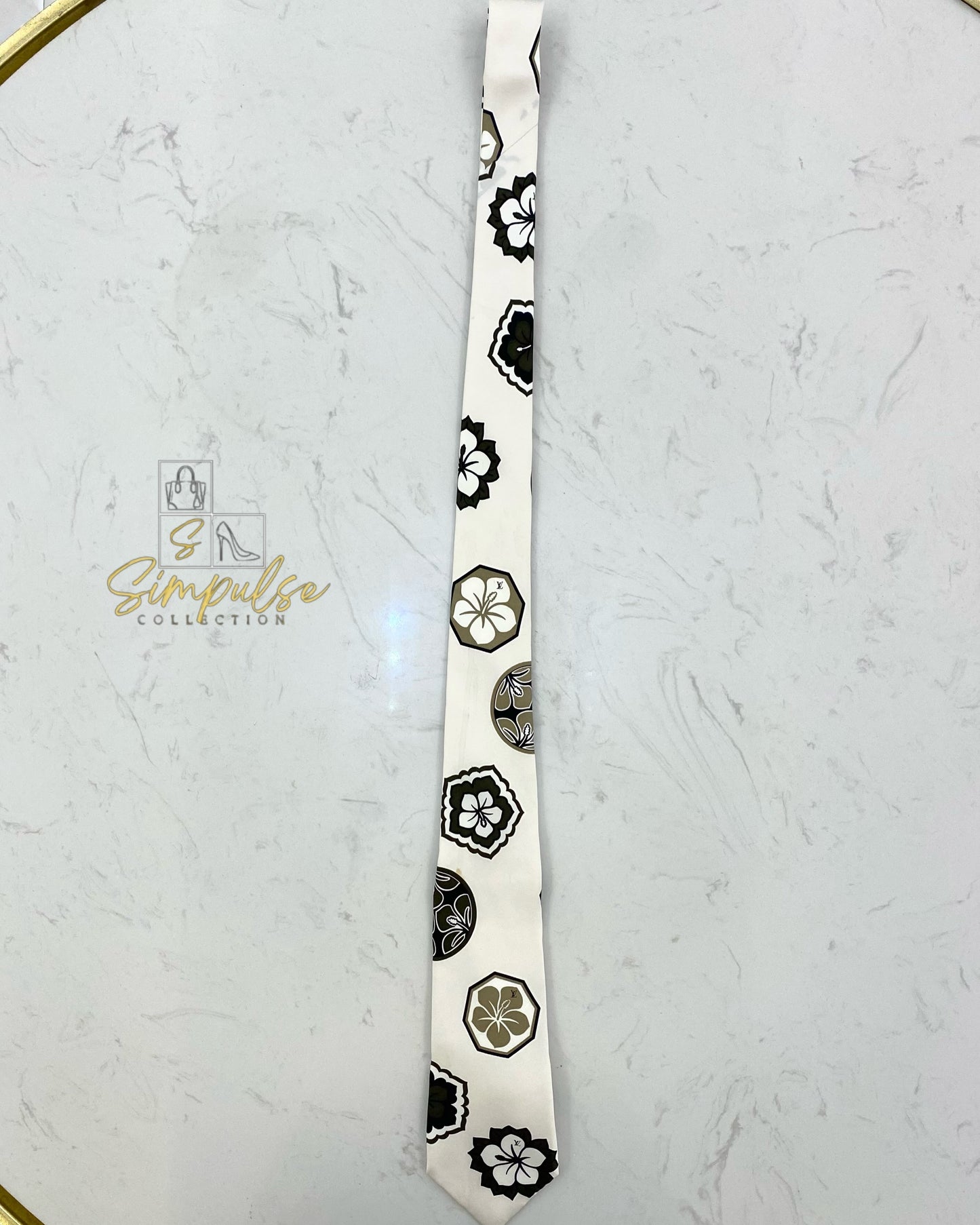LOUIS VUITTON  WHITE SILK TIE