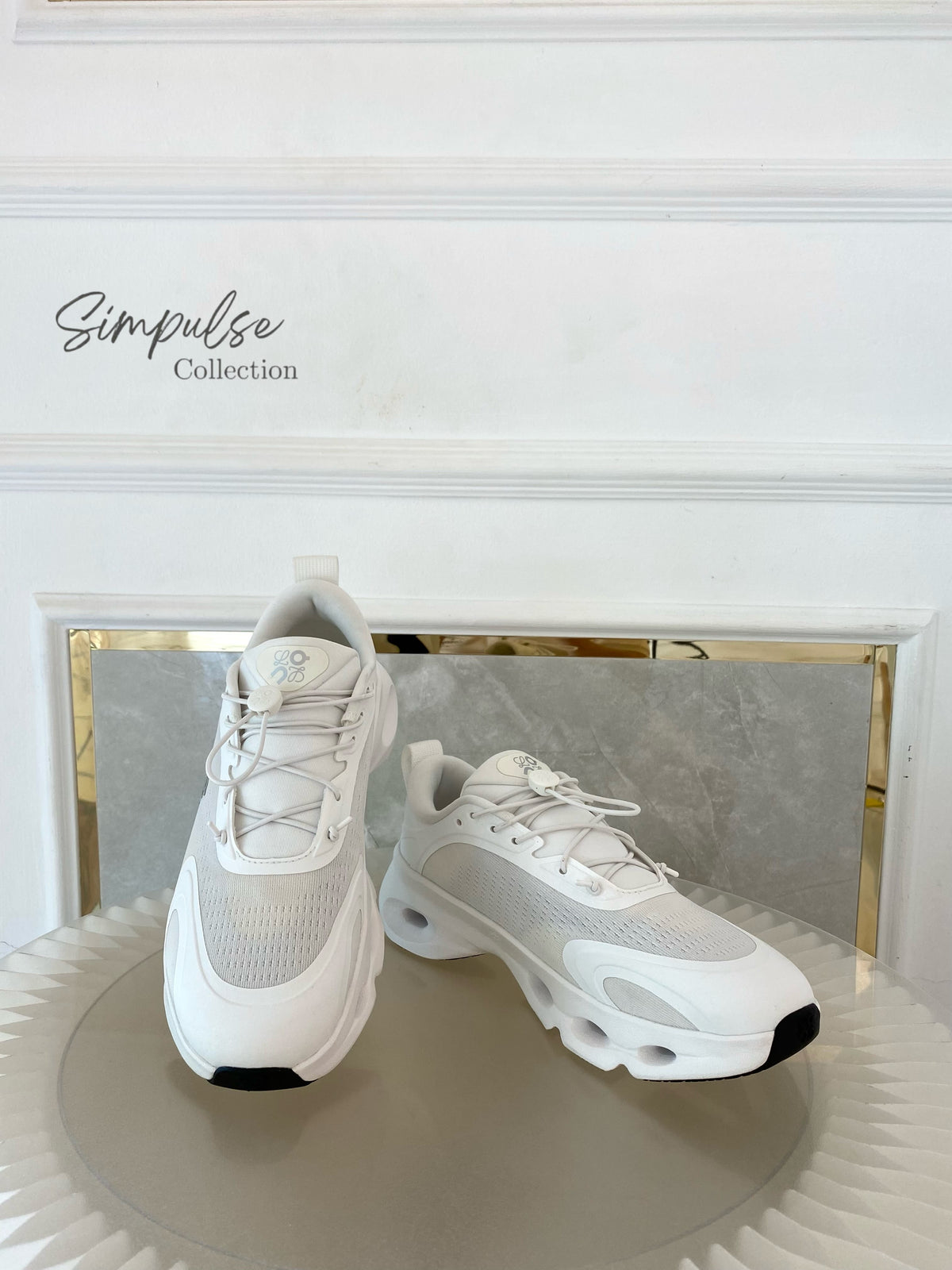 ON-LOEWE Cloudsolo Polyester White/Light Grey Sneakers