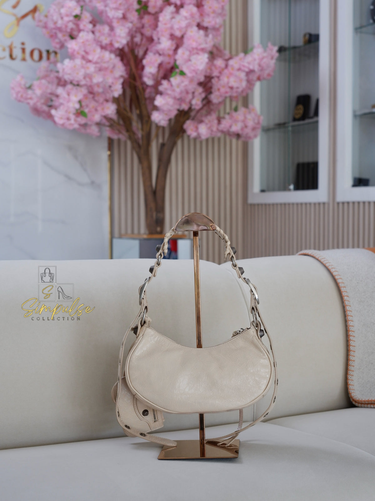BALENCIAGA LE CAGOLE Xs SHOULDER BAG LAMBSKIN