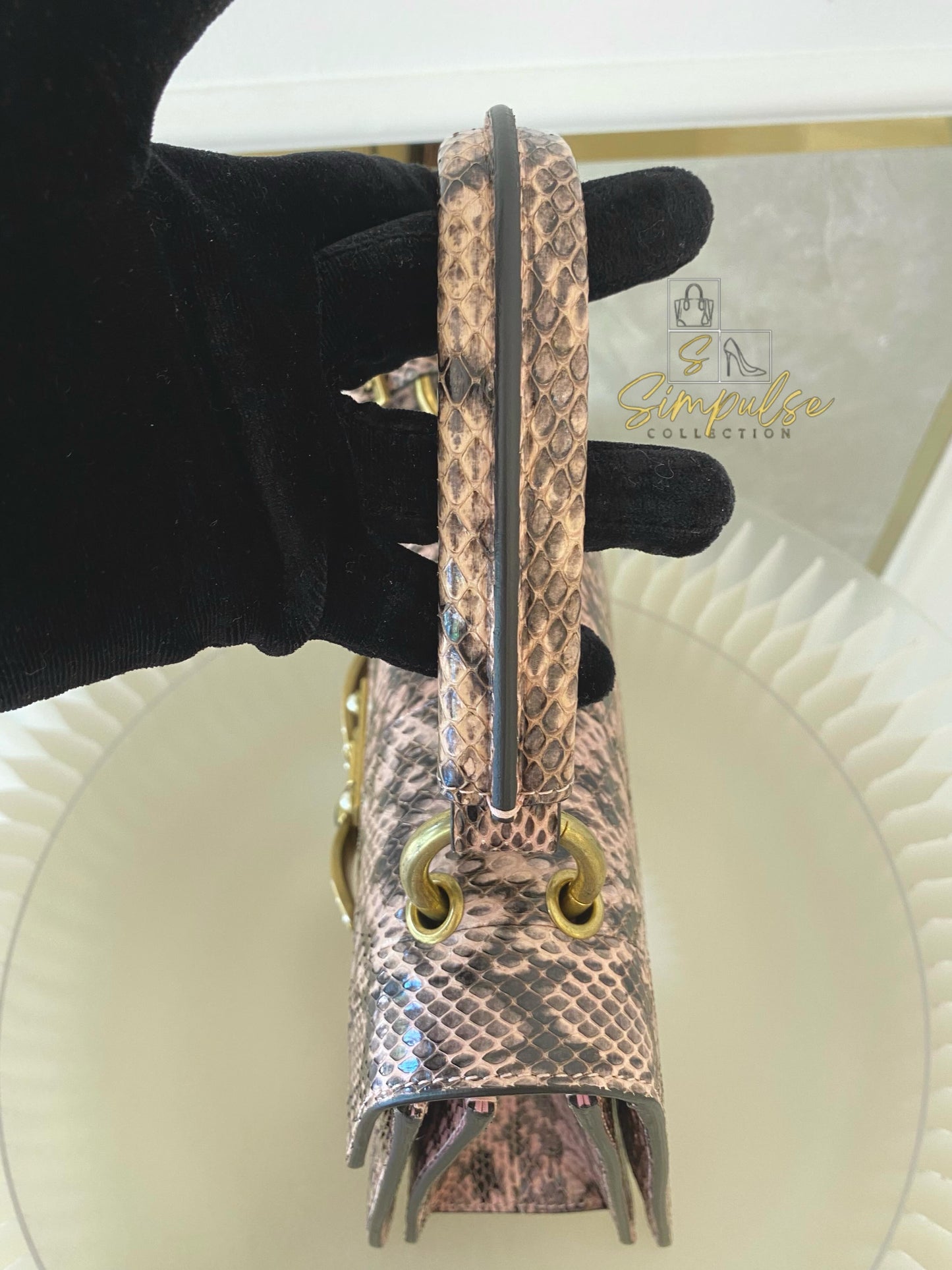 Gucci Queen Margaret Small Snakeskin Top Handle in Pink