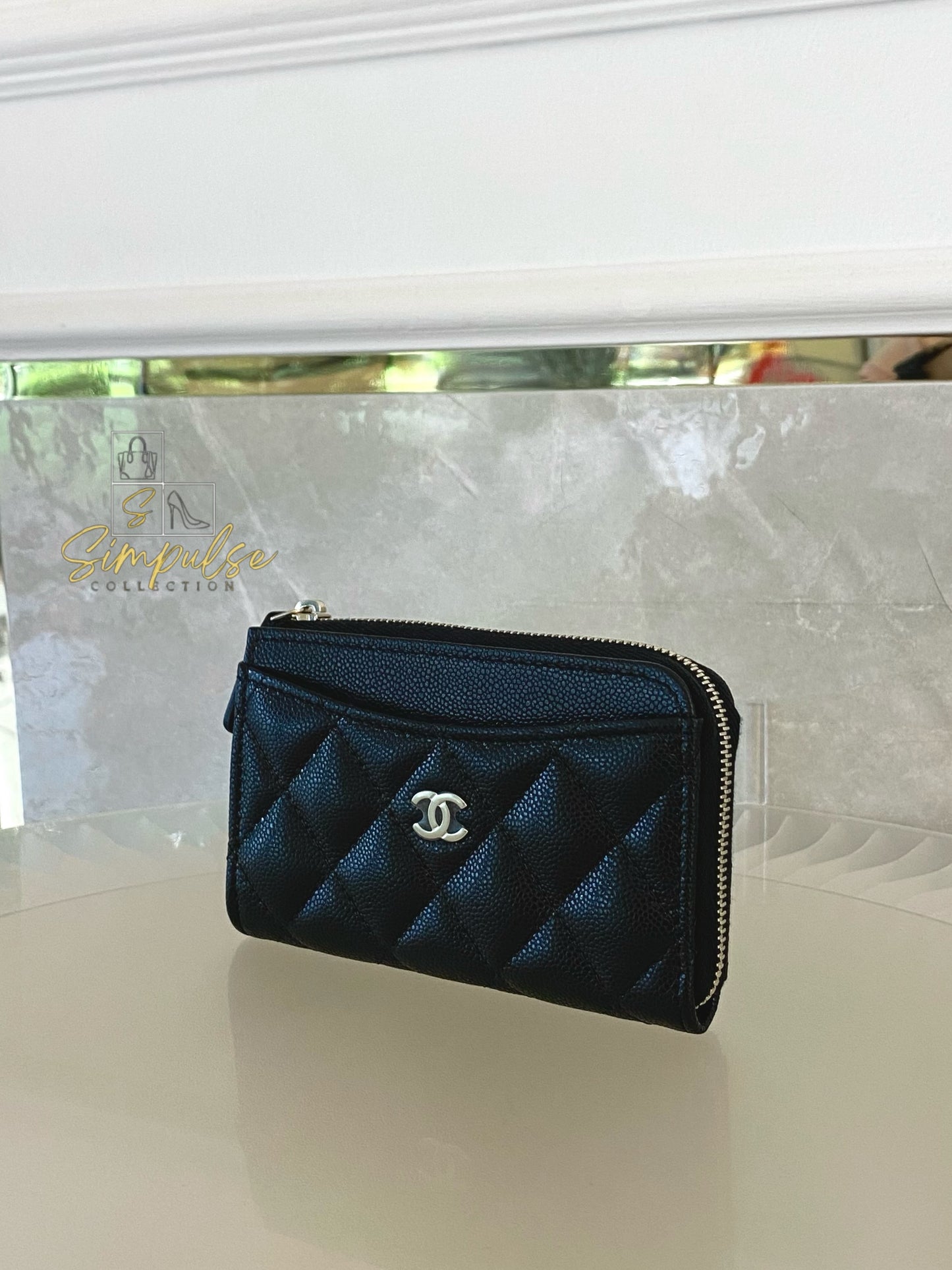 CHANEL CLASSIC ZIP CAVIAR CARD HOLDER BLACK