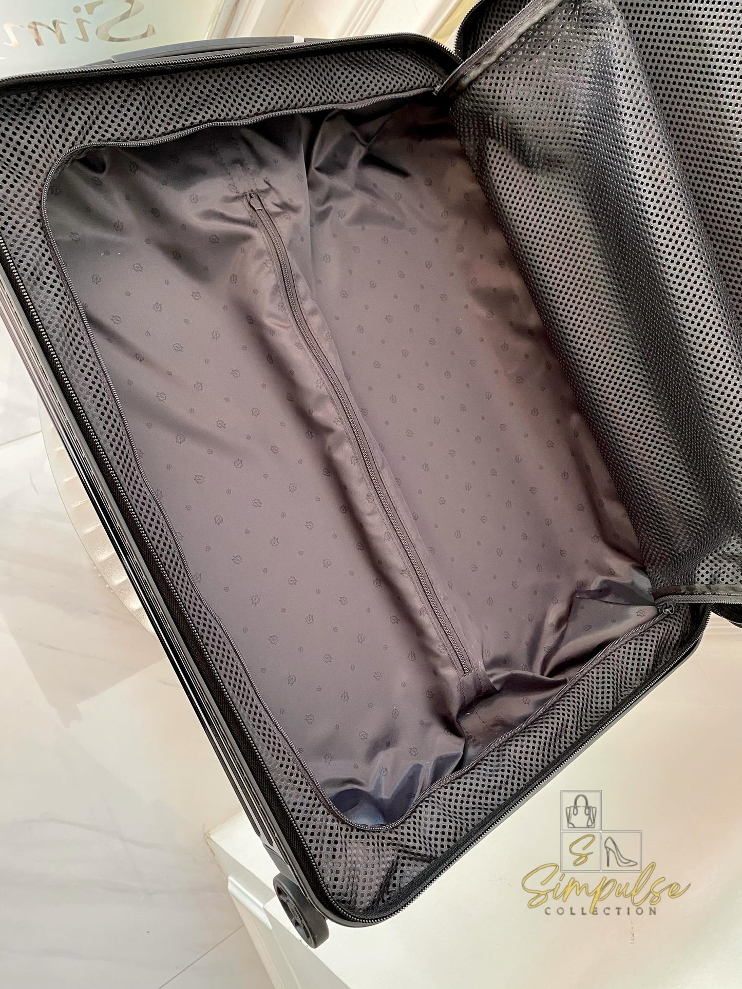 Rimowa Cabin Size Black