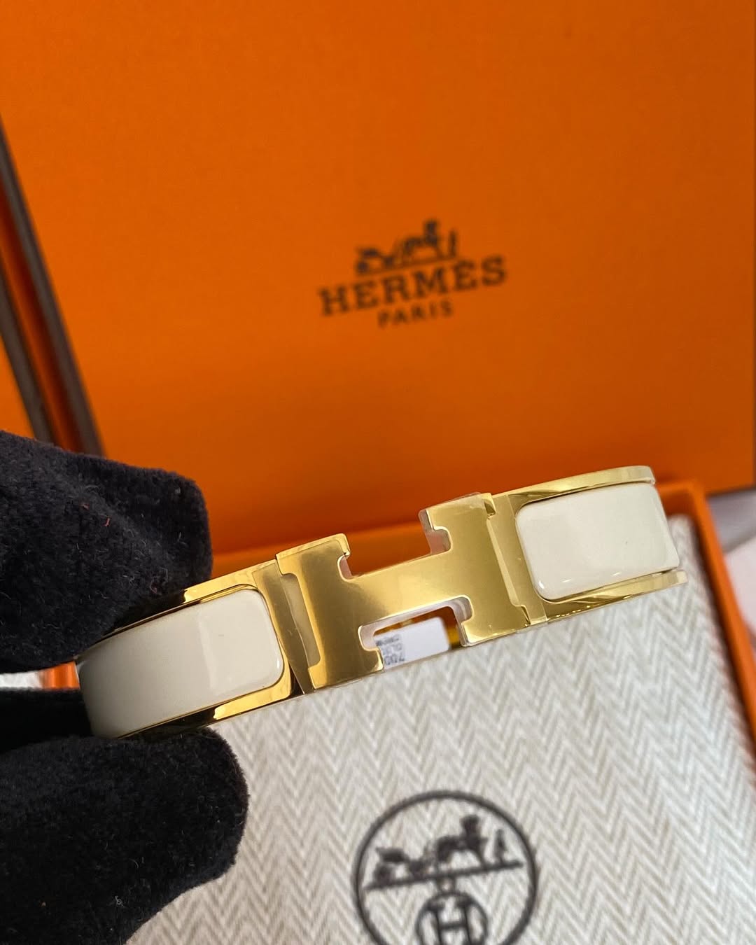 Hermes Clic clac White 85 PM