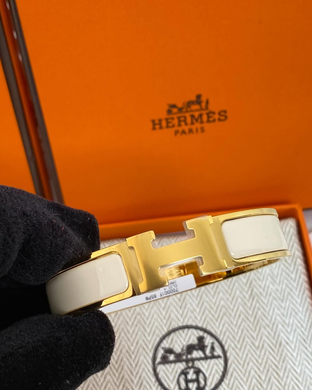 Hermes Clic clac White 85 PM