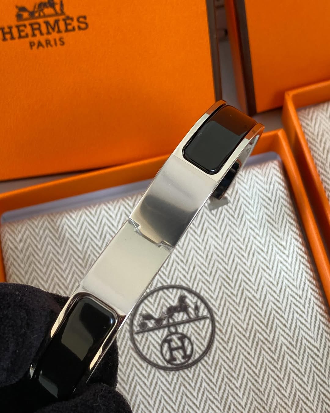 Hermes Clic clac Black 85 PM