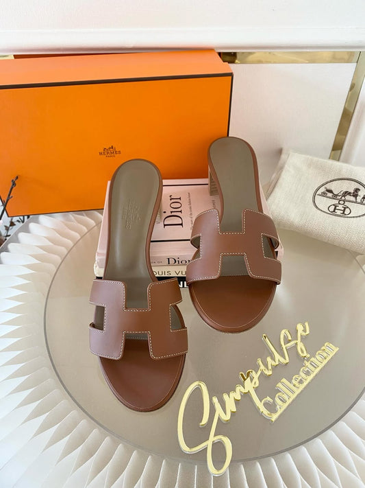 H Oasis Gold Tan Size 7