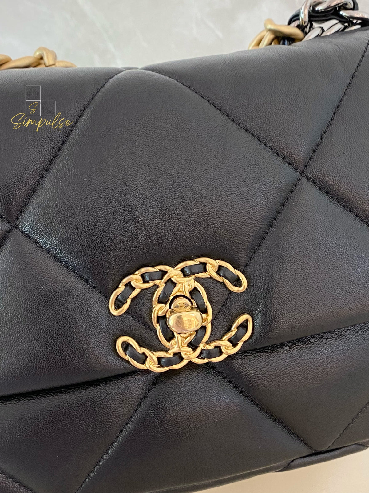 CHANEL C19 SMALL BLACK