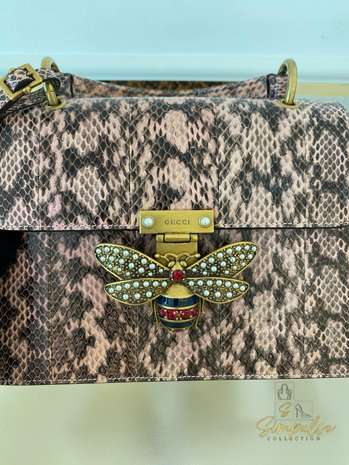 Gucci Queen Margaret Small Snakeskin Top Handle in Pink
