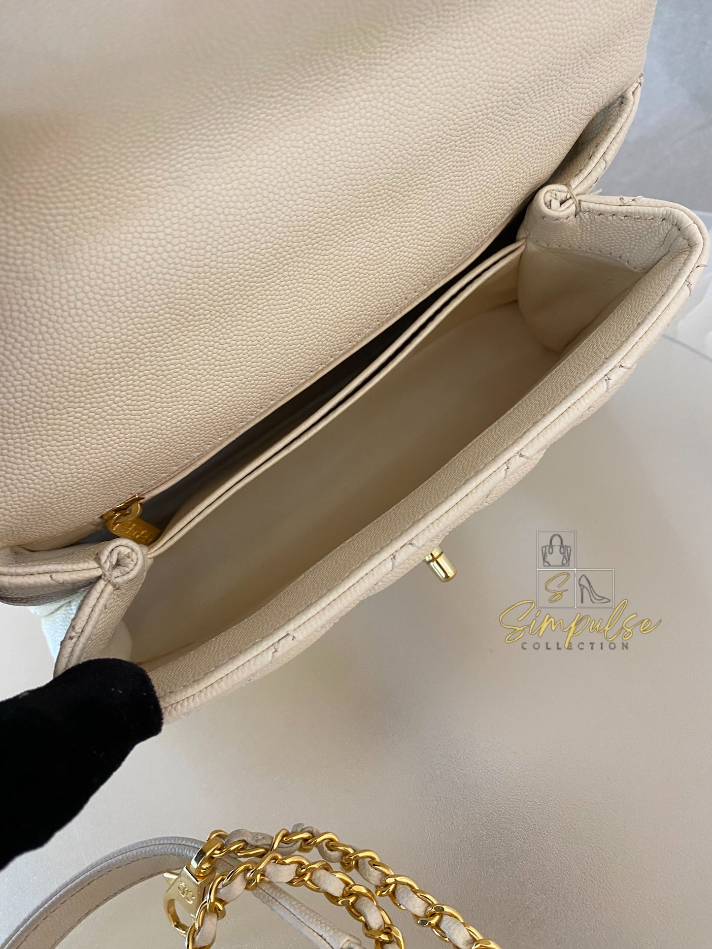 Chanel Coco Off-White Quilted Caviar Lizard Top Handle GHW