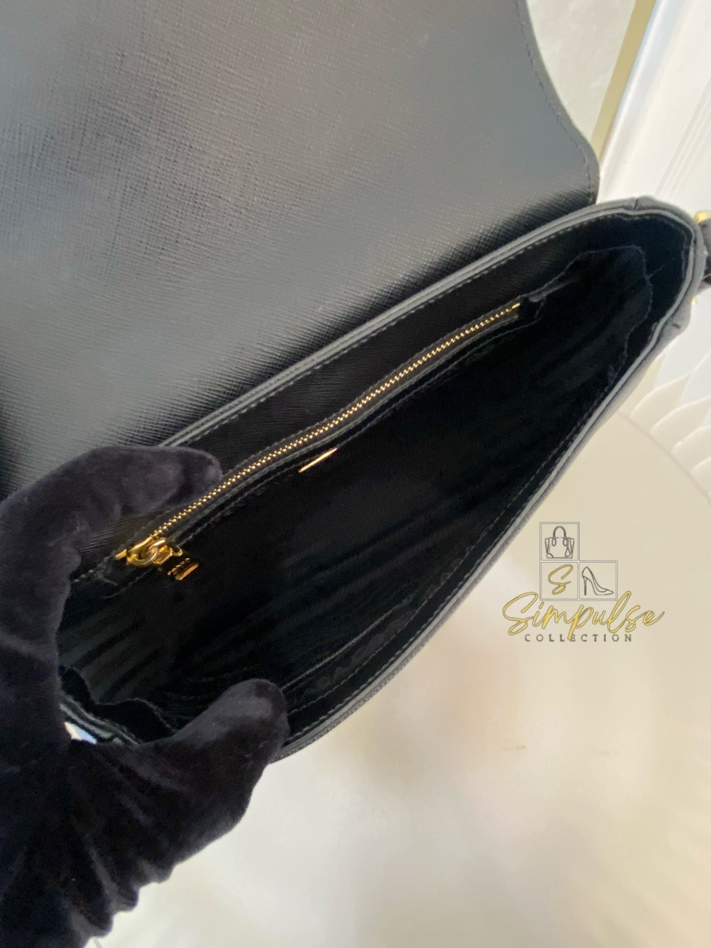 PRADA BLACK DAINO FLAP CROSSBODY BAG