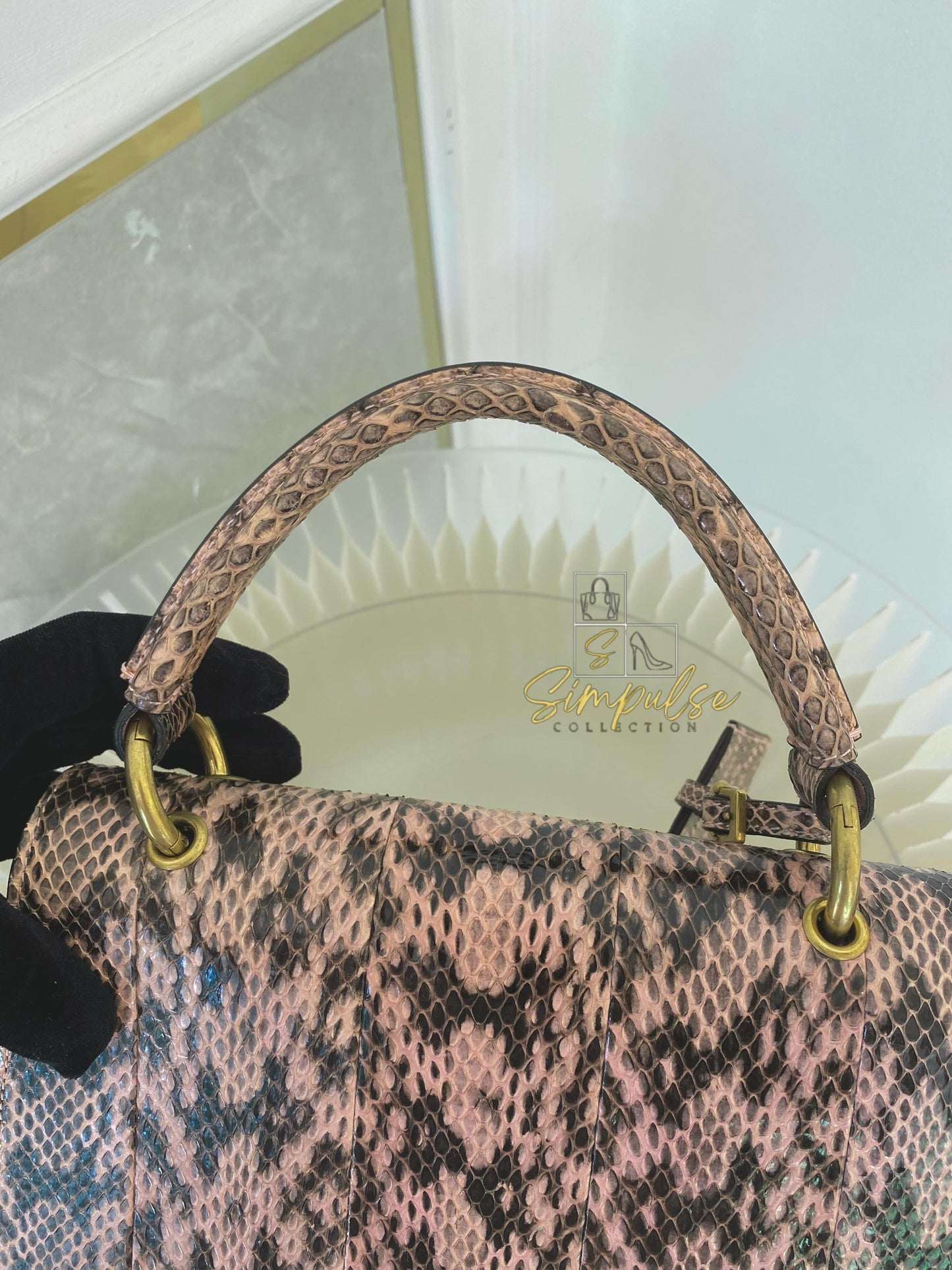 Gucci Queen Margaret Small Snakeskin Top Handle in Pink
