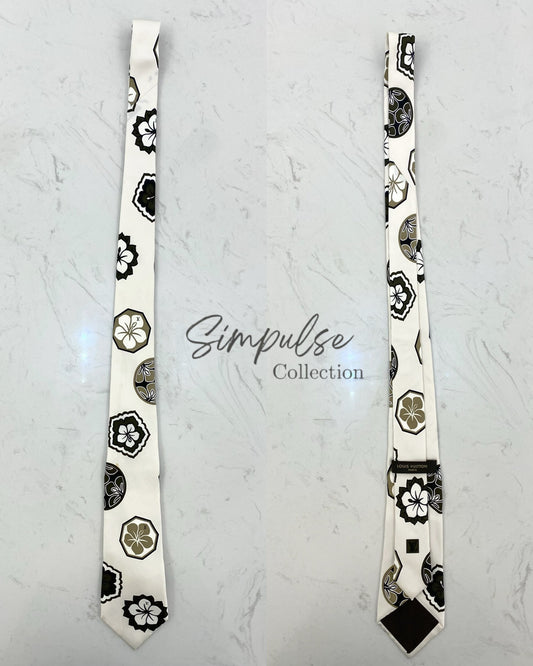 LOUIS VUITTON  WHITE SILK TIE