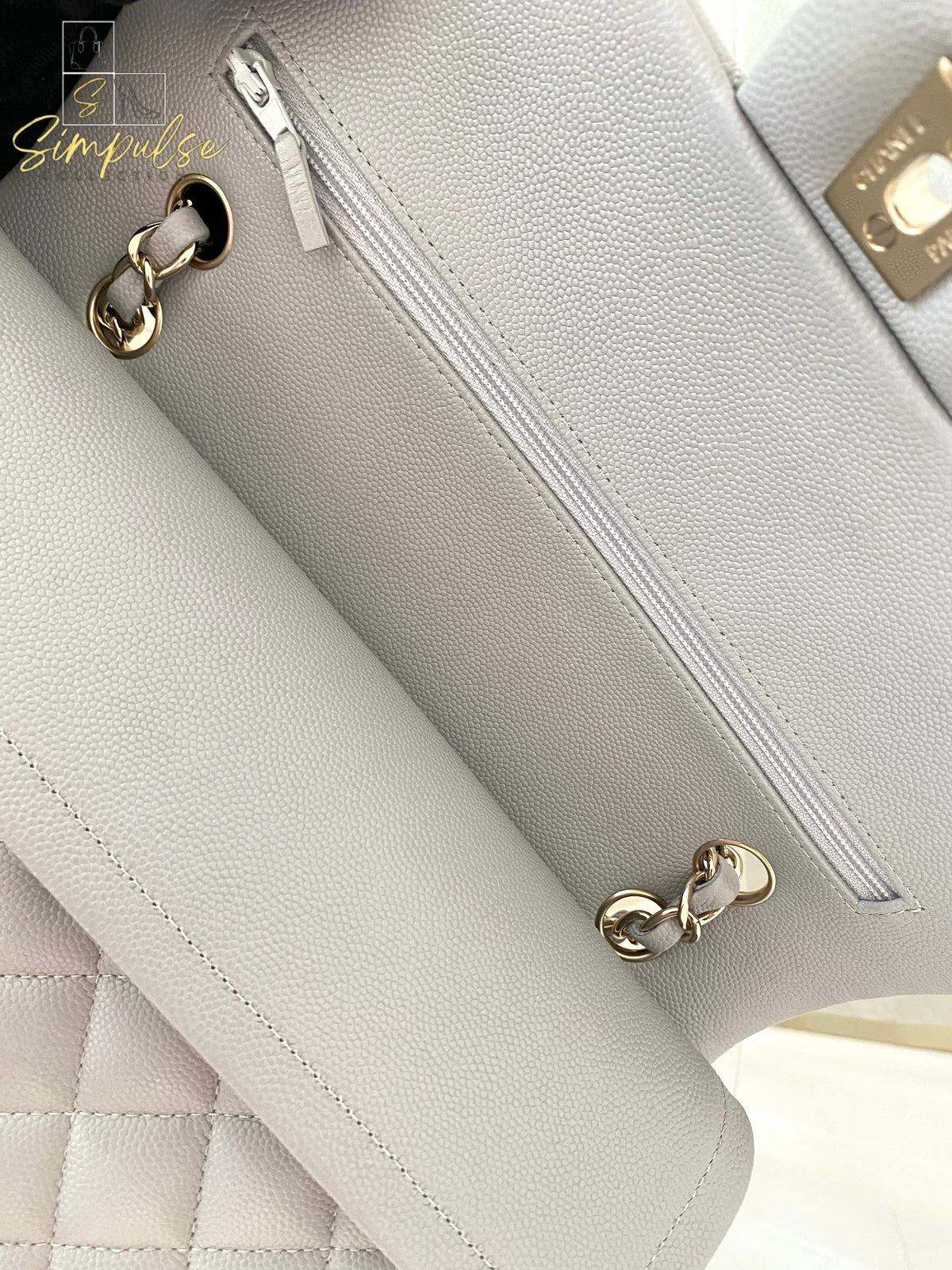 CHANEL CLASSIC MEDIUM DOUBLE FLAP DOVE GRAY