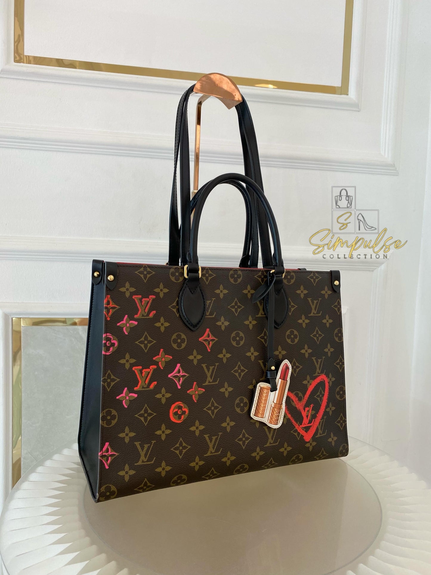 Louis Vuitton Love OnTheGo MM