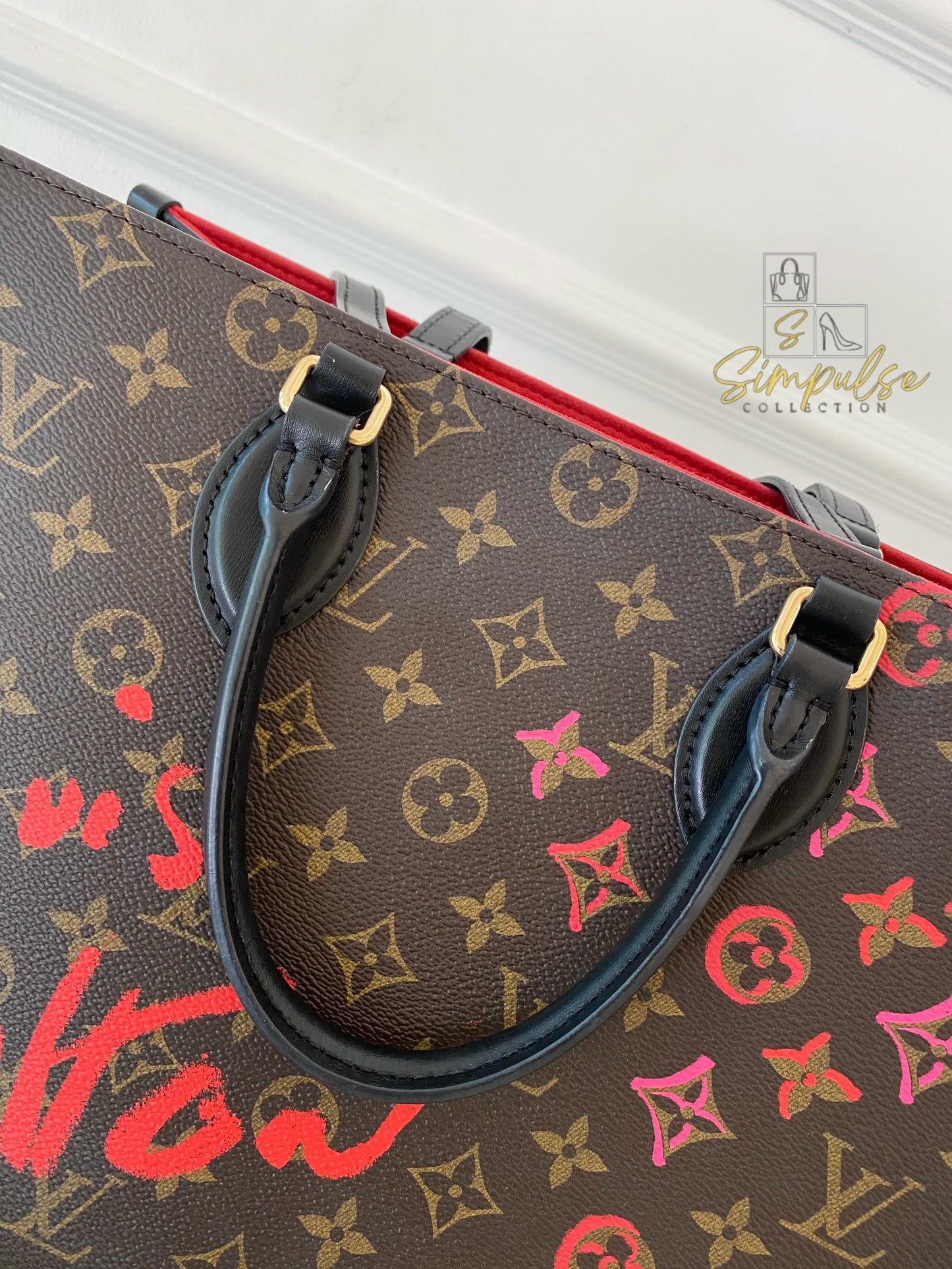 Louis Vuitton Love OnTheGo MM