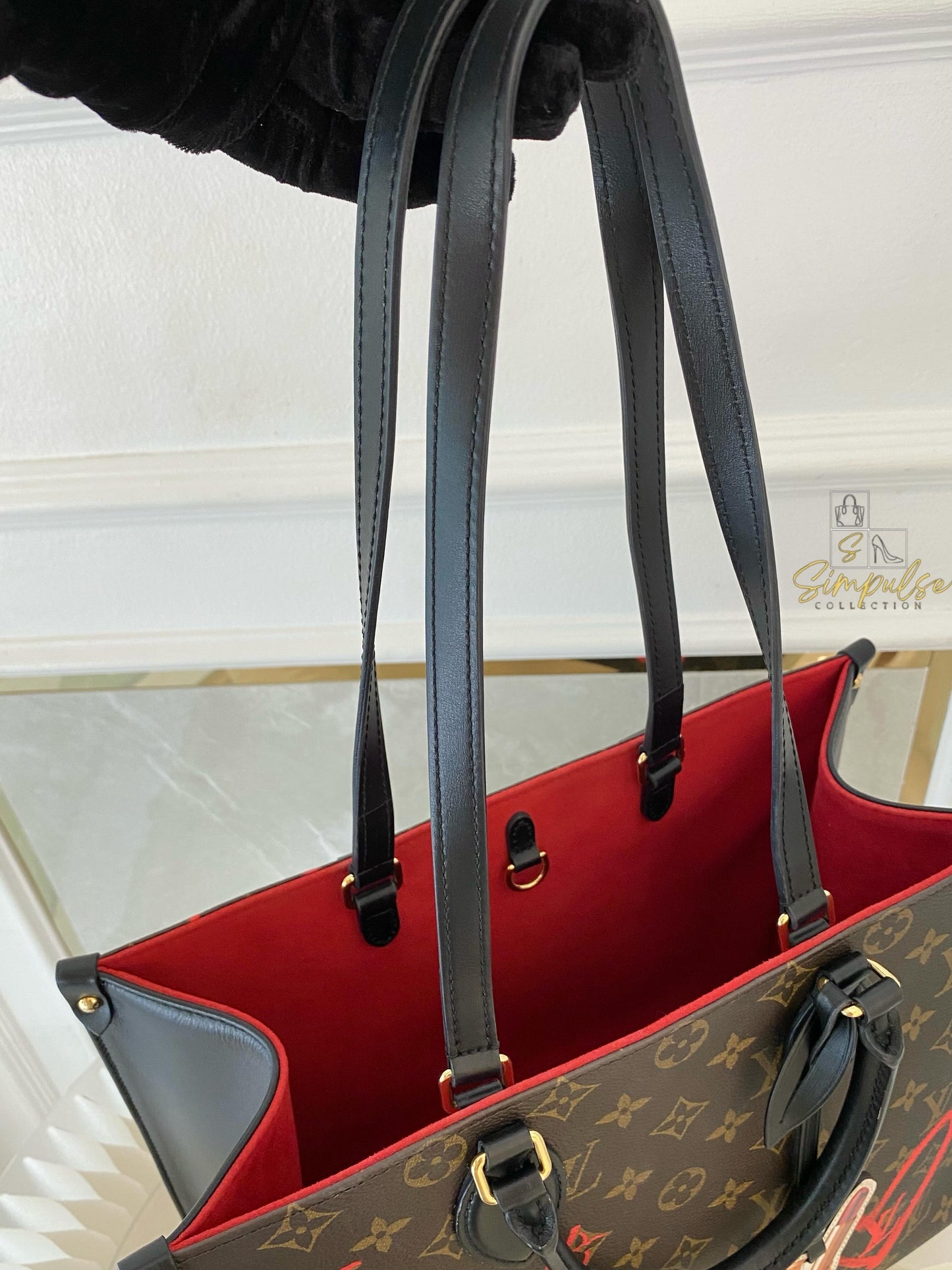 Louis Vuitton Love OnTheGo MM