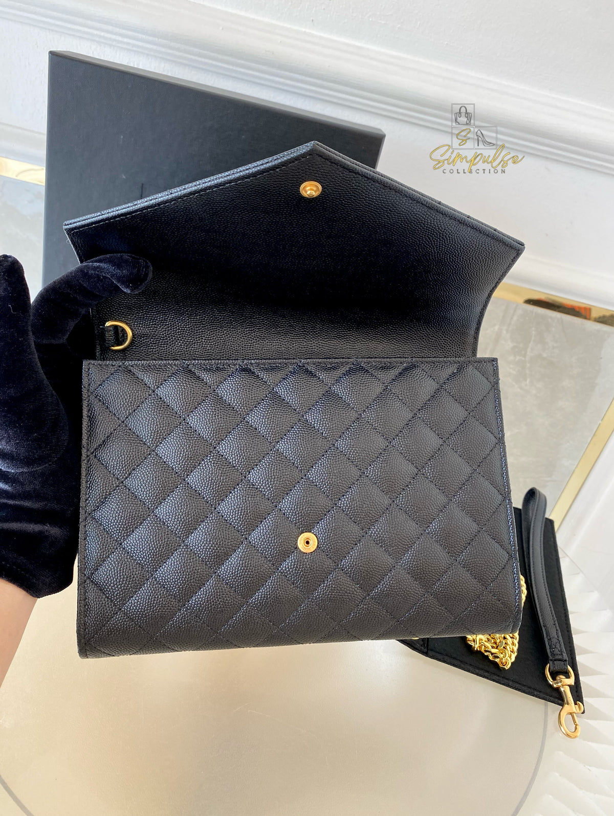 YSL ENVELOPE FLAP WRISTLET