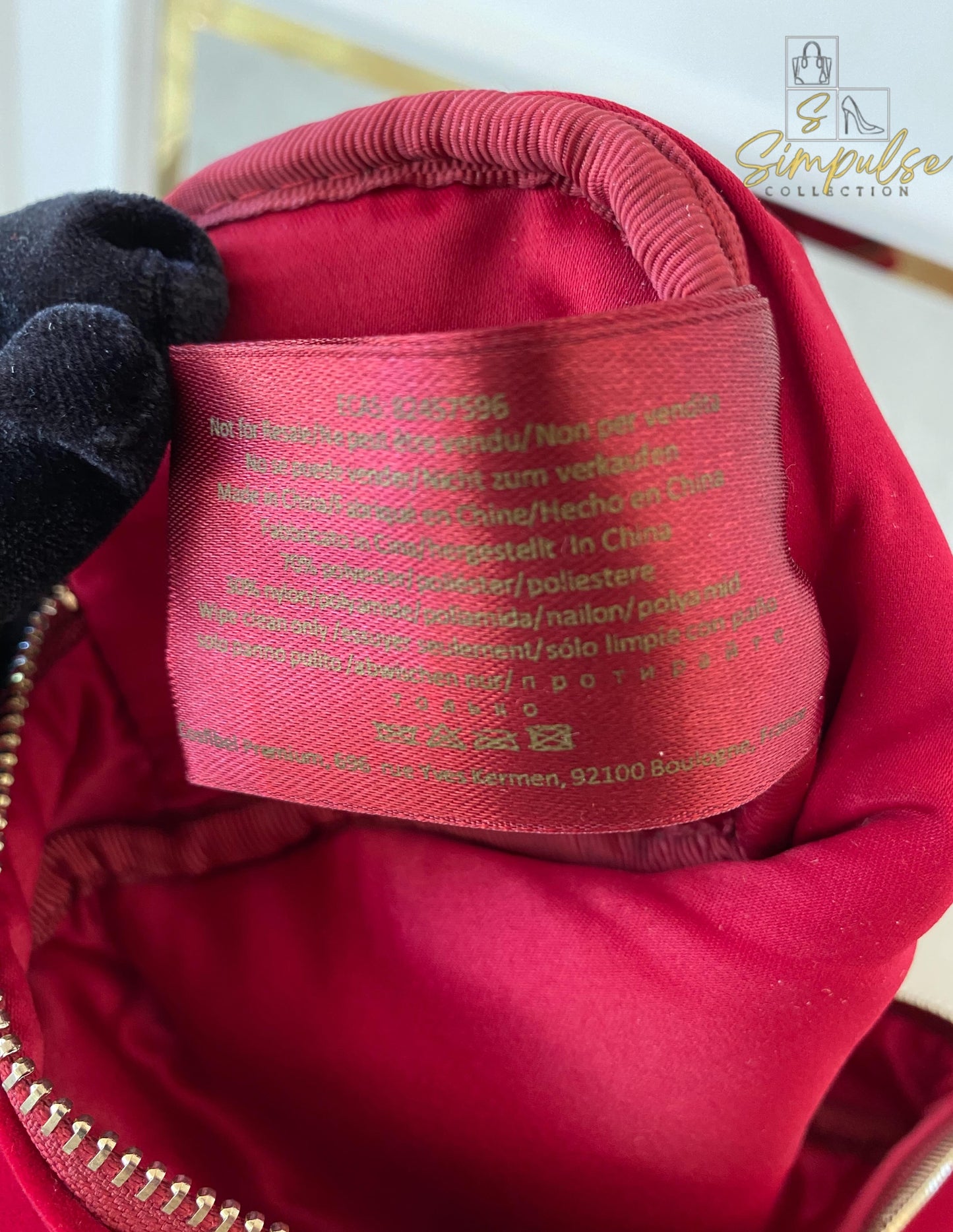Gucci Red Velvet Cosmetic Pouch w/ Gold G Parfums Plaque