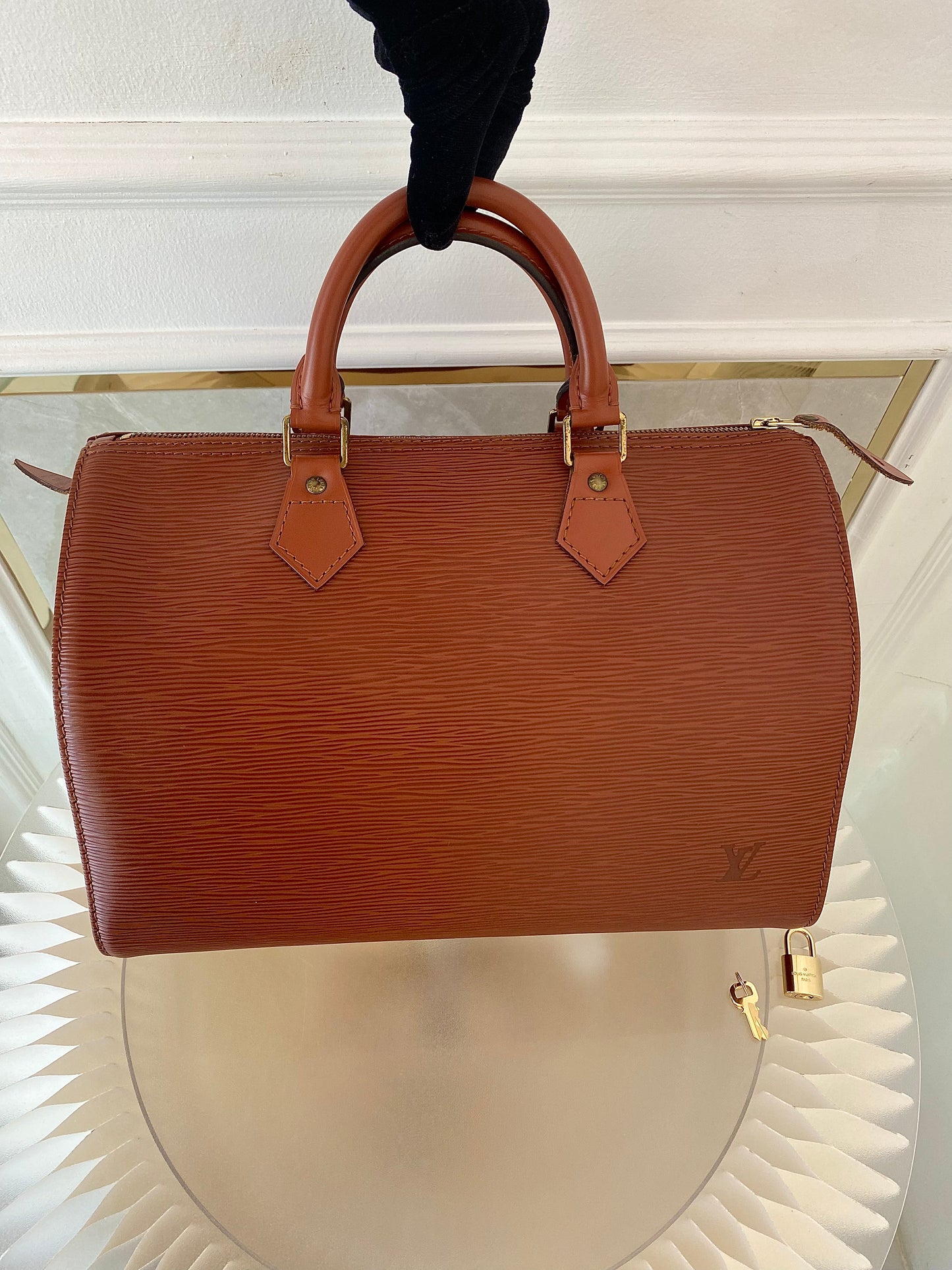LOUIS VUITTON Speedy 30 in Epi Brown Leather