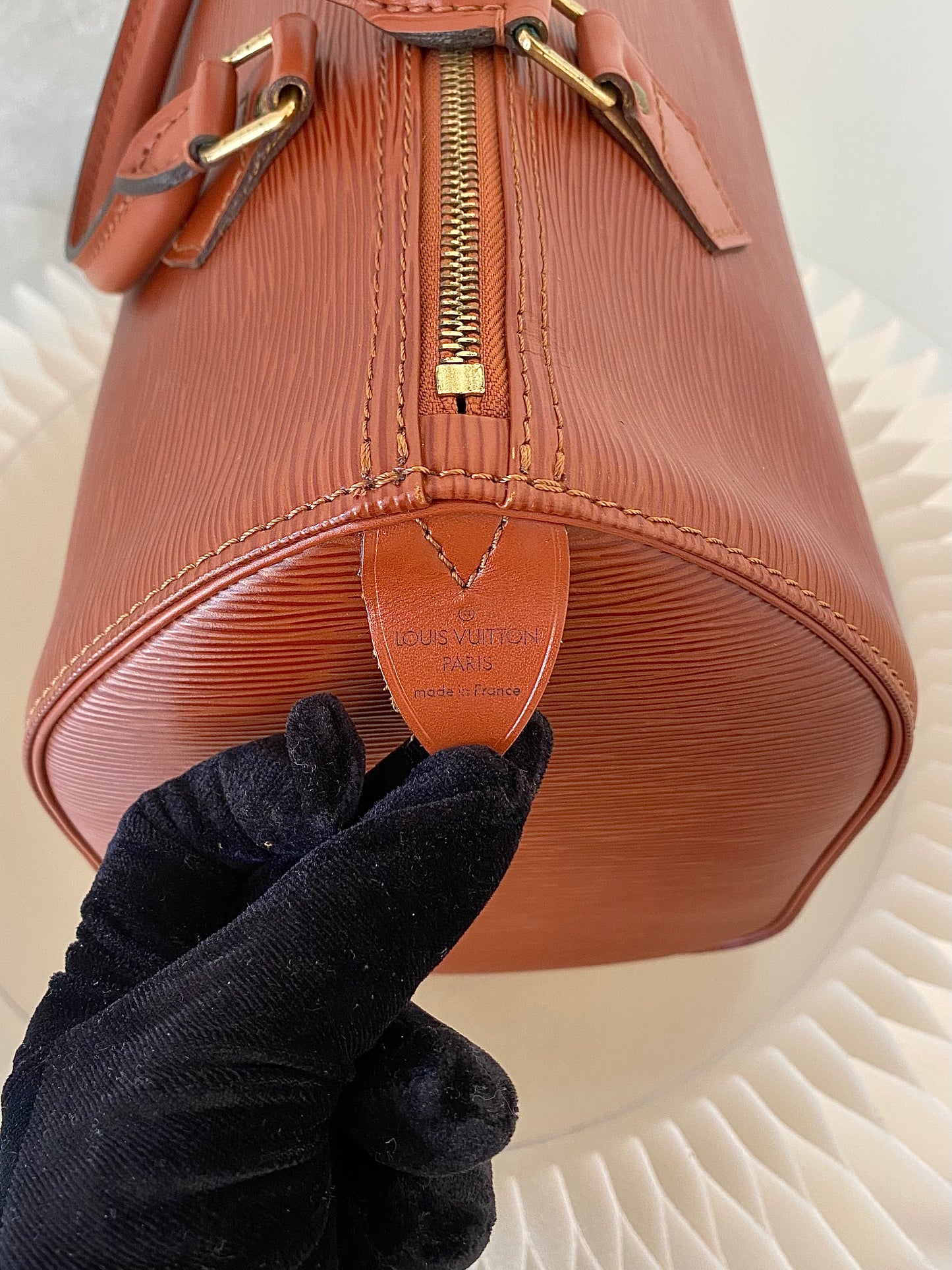 LOUIS VUITTON Speedy 30 in Epi Brown Leather