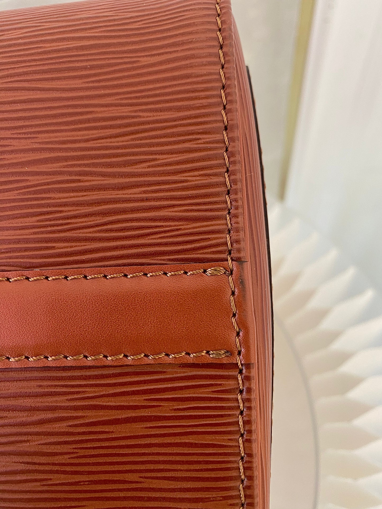 LOUIS VUITTON Speedy 30 in Epi Brown Leather