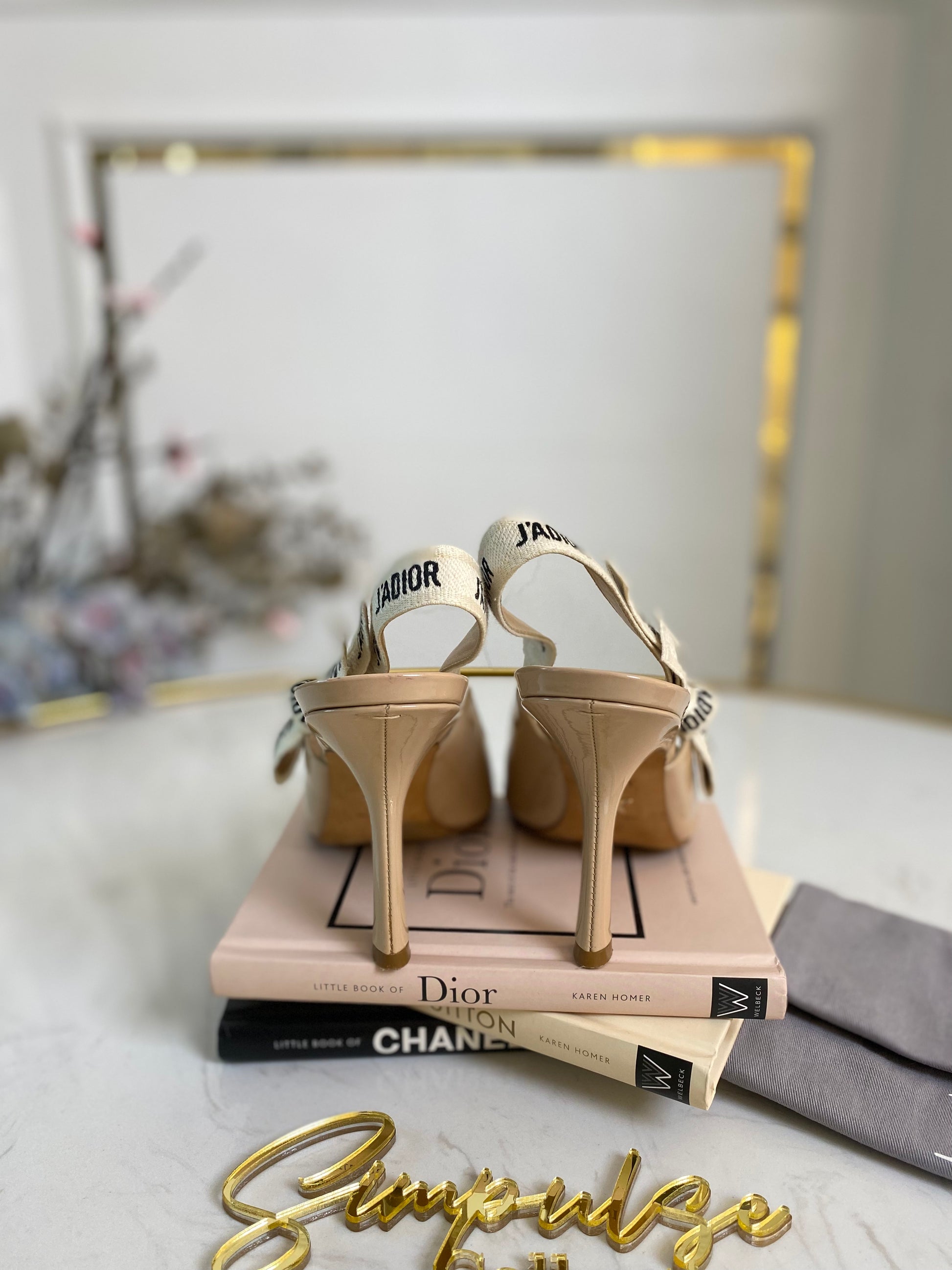 J'Adior Nude Beige Patent Slingback Pumps – Simpulse Collection PH