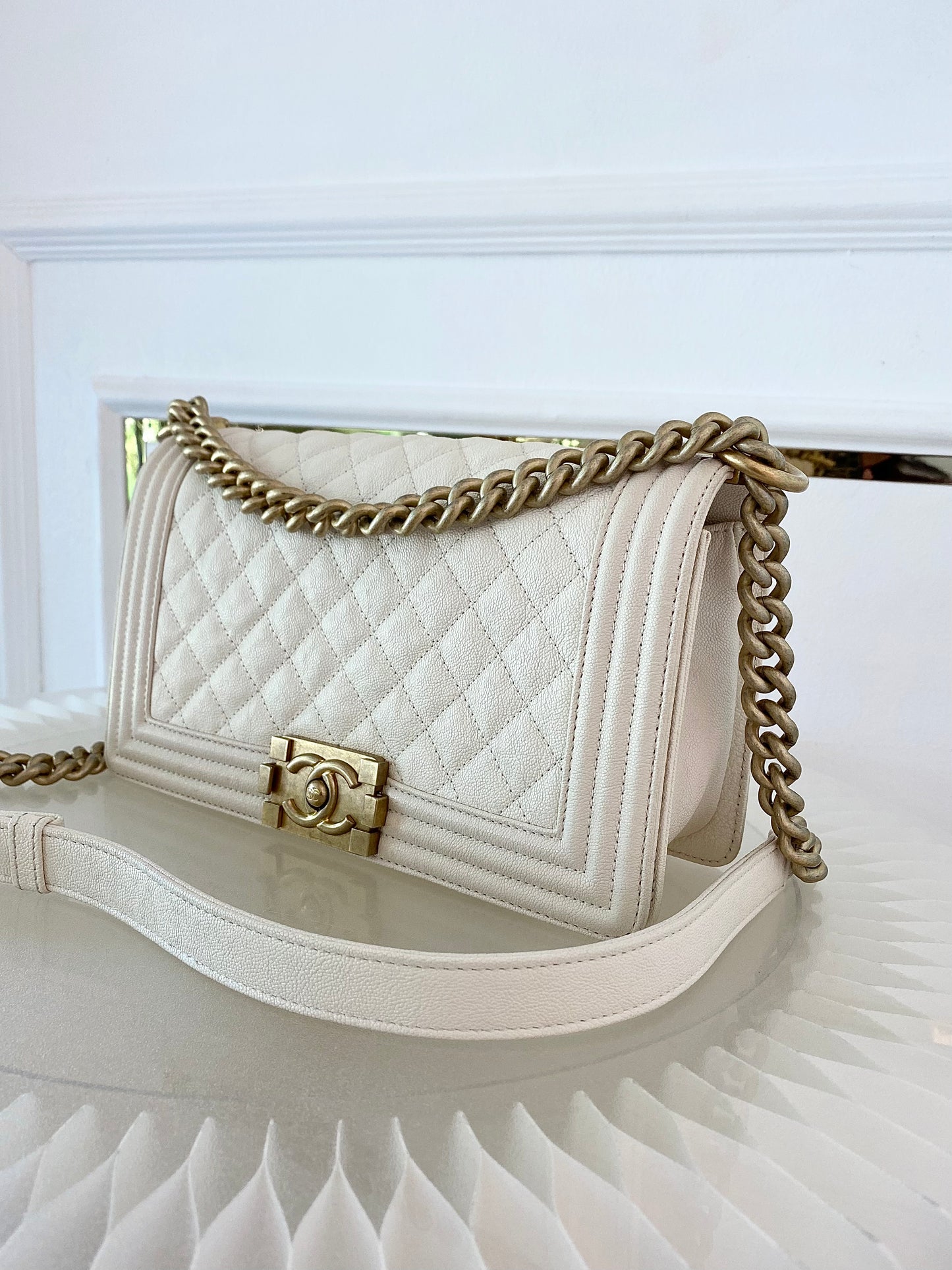 CHANEL Leboy Caviar Old Medium White GHW