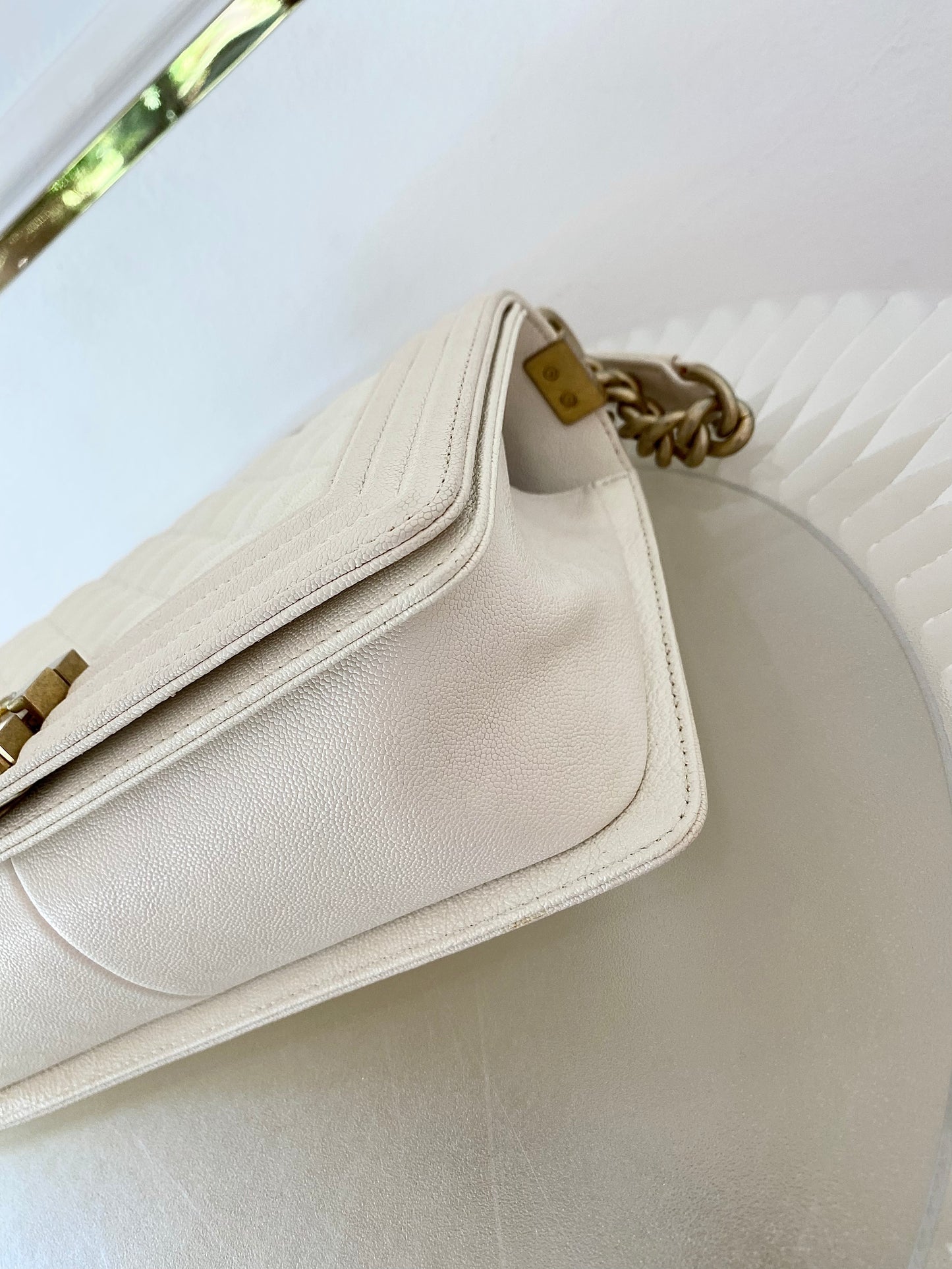 CHANEL Leboy Caviar Old Medium White GHW