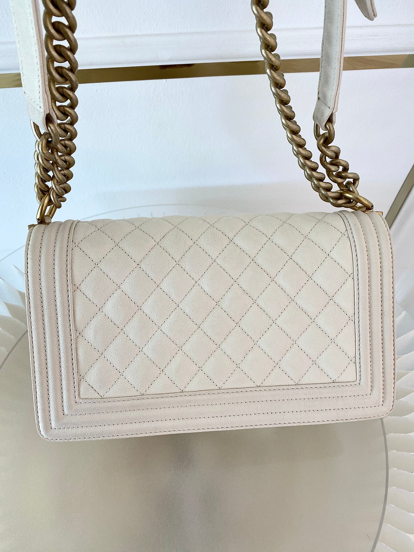 CHANEL Leboy Caviar Old Medium White GHW