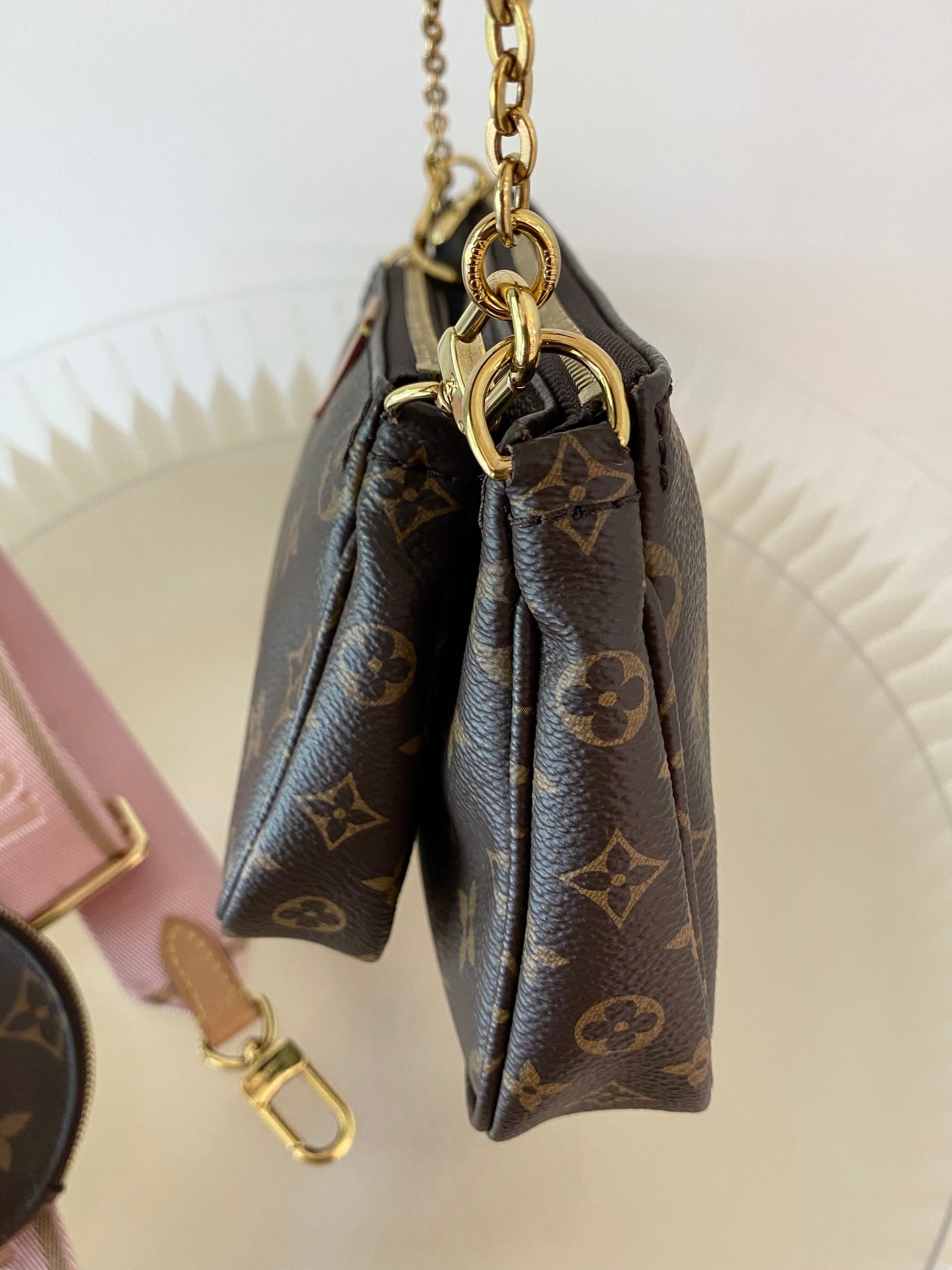 LOUIS VUITTON Multi Pochette Monogram Pink Strap