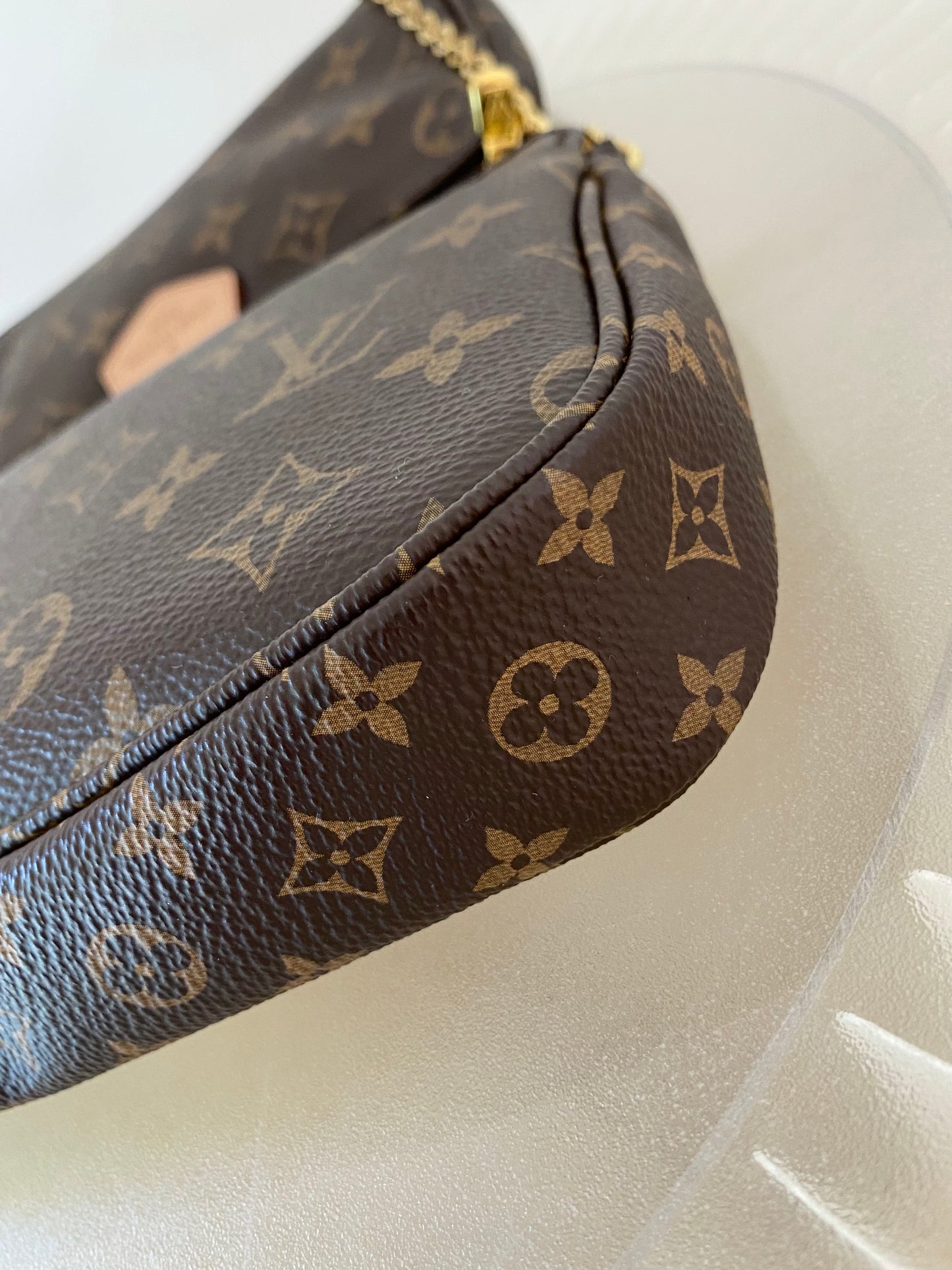 LOUIS VUITTON Multi Pochette Monogram Pink Strap