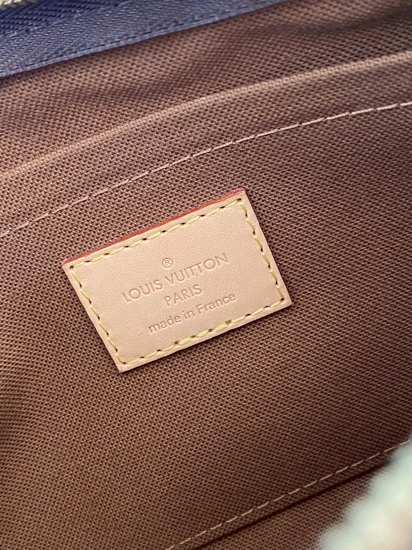 LOUIS VUITTON Multi Pochette Monogram Pink Strap